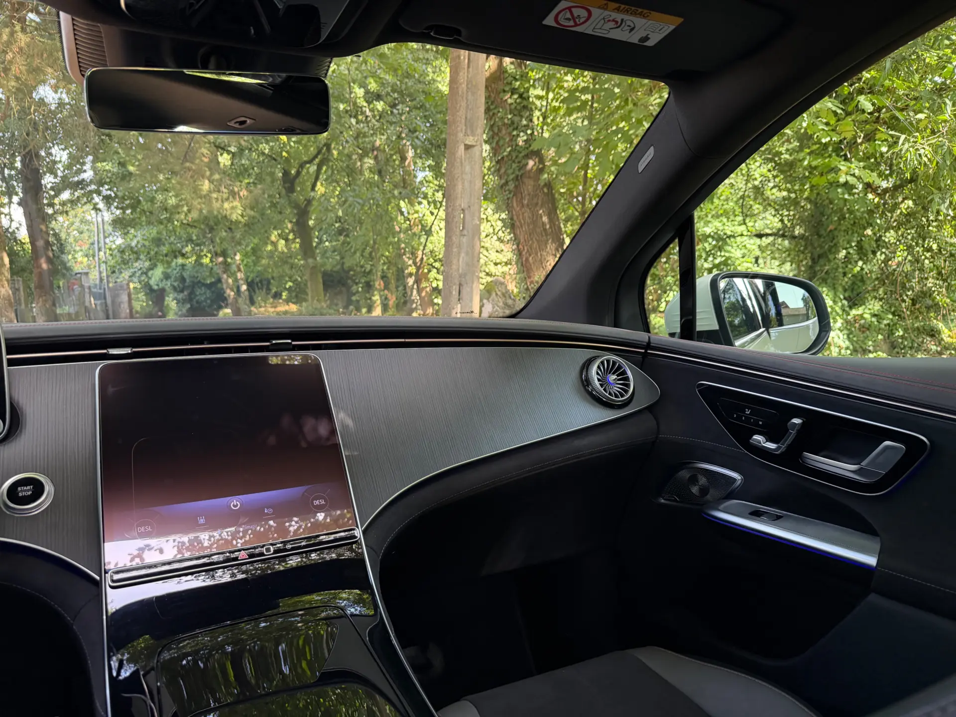 Mercedes-Benz EQE SUV 350 4Matic Edition 18
