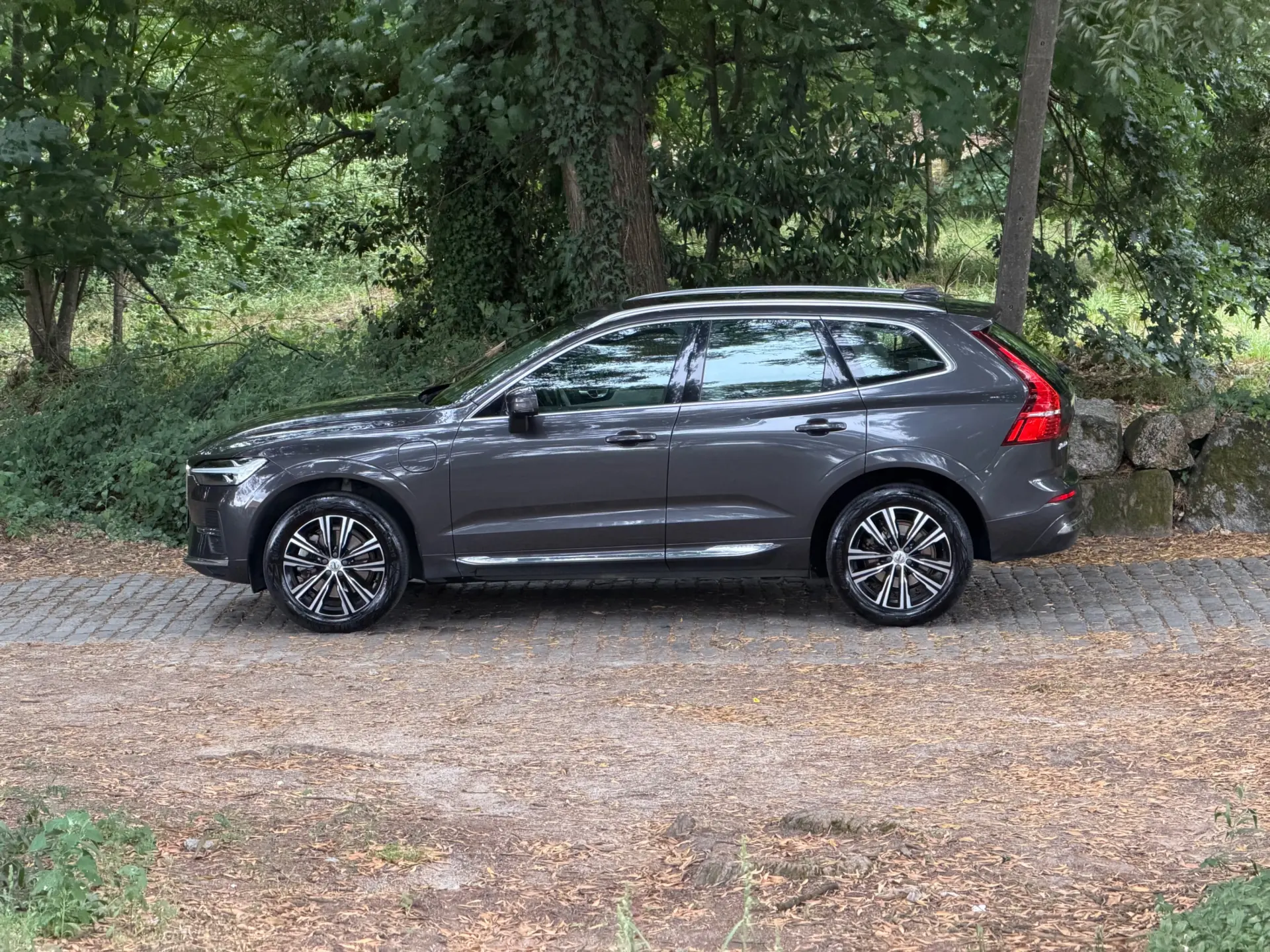 Volvo XC 60 2.0 T6 PHEV Inscription Expression AWD 10