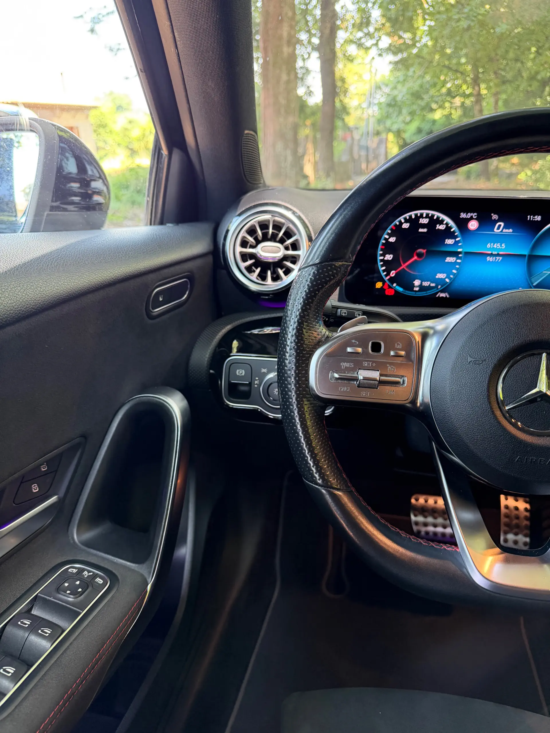 Mercedes-Benz A 180 d AMG Line Aut. 19