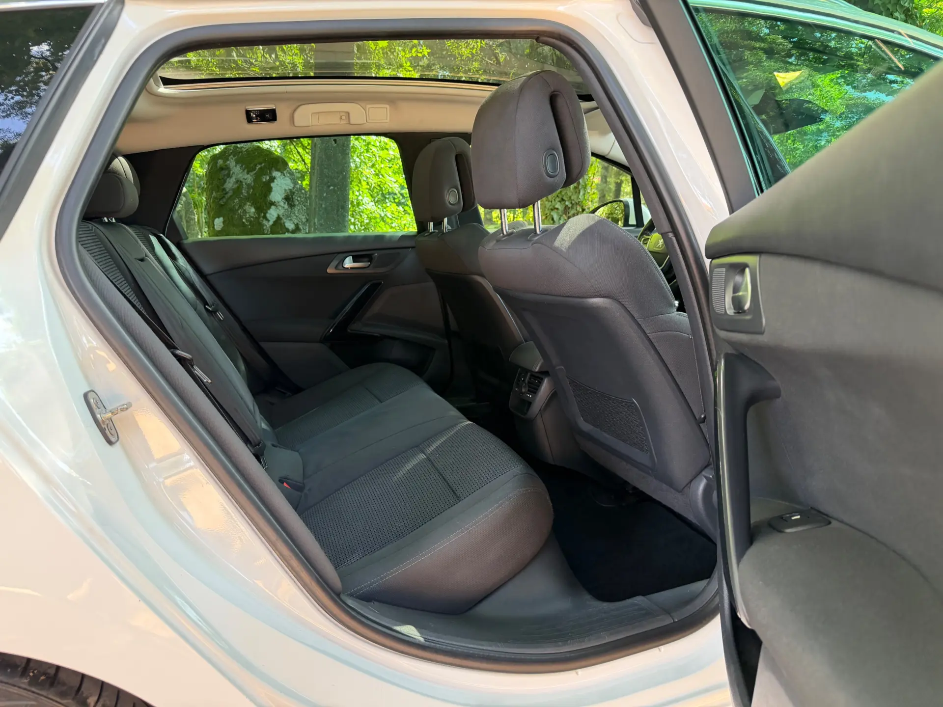 Peugeot 508 SW Allure 28