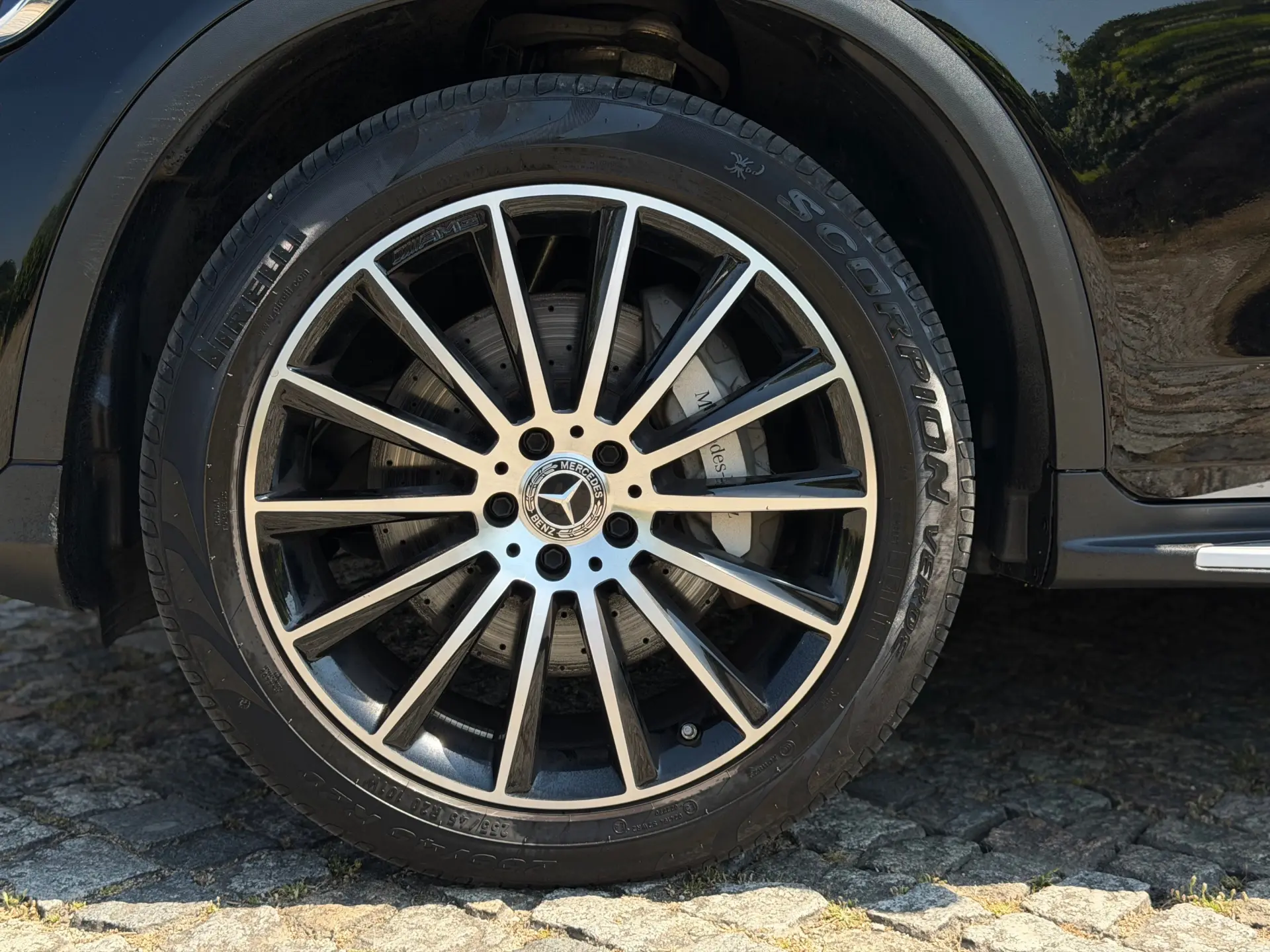 Mercedes-Benz GLC 300 de Coupé 4Matic 10