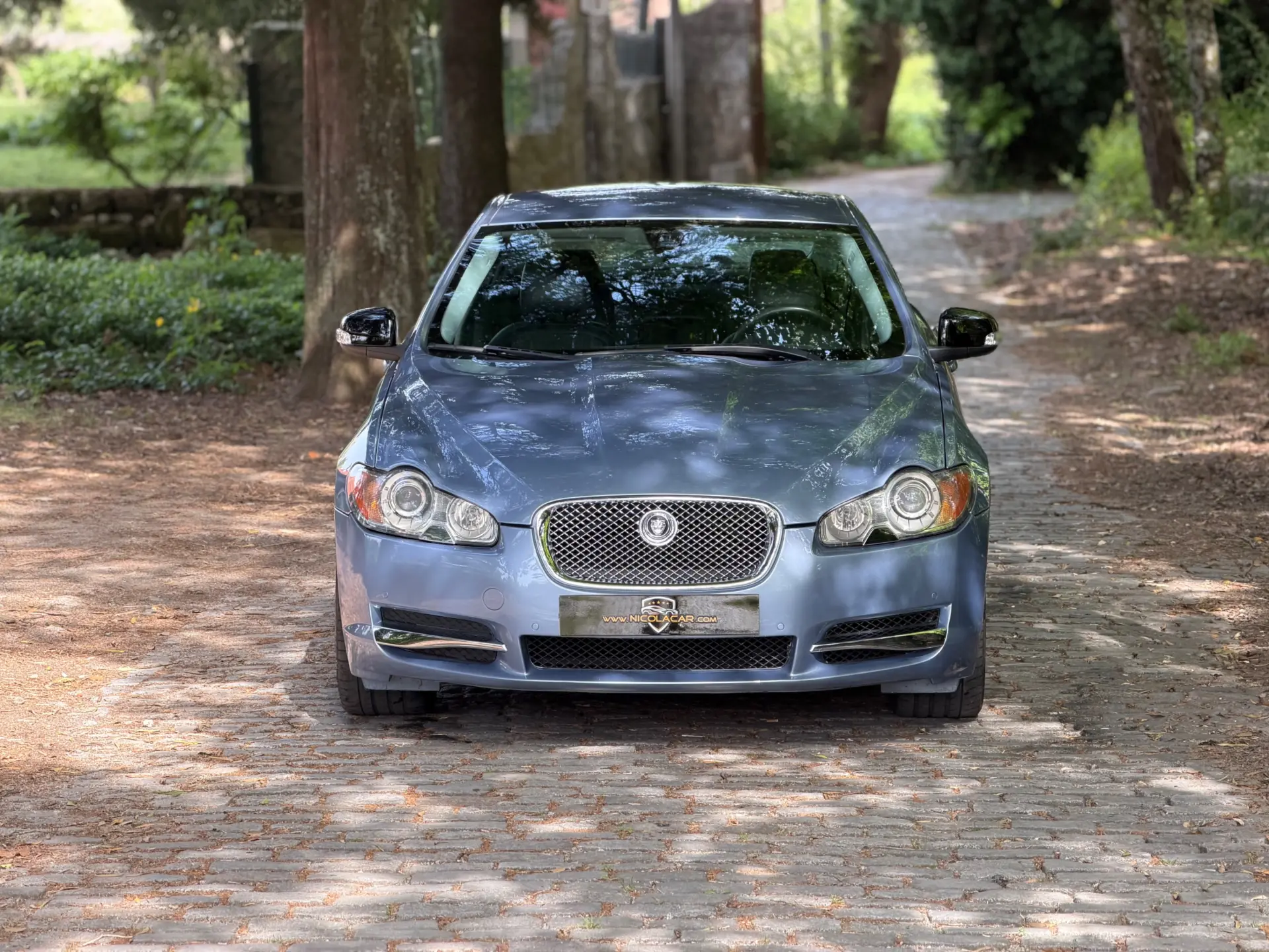 Jaguar XF 2.7 D V6 Premium Luxury 3