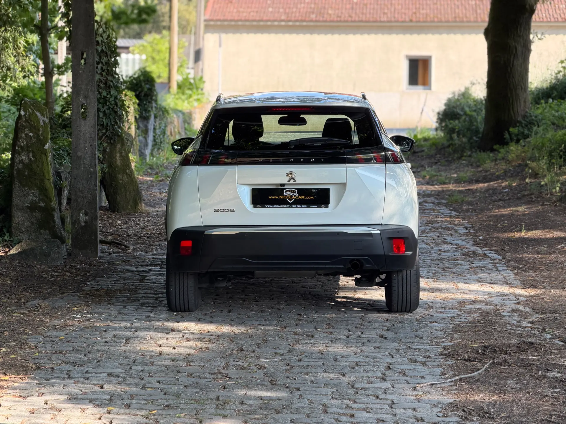 Peugeot 2008 1.2 PureTech Allure 6