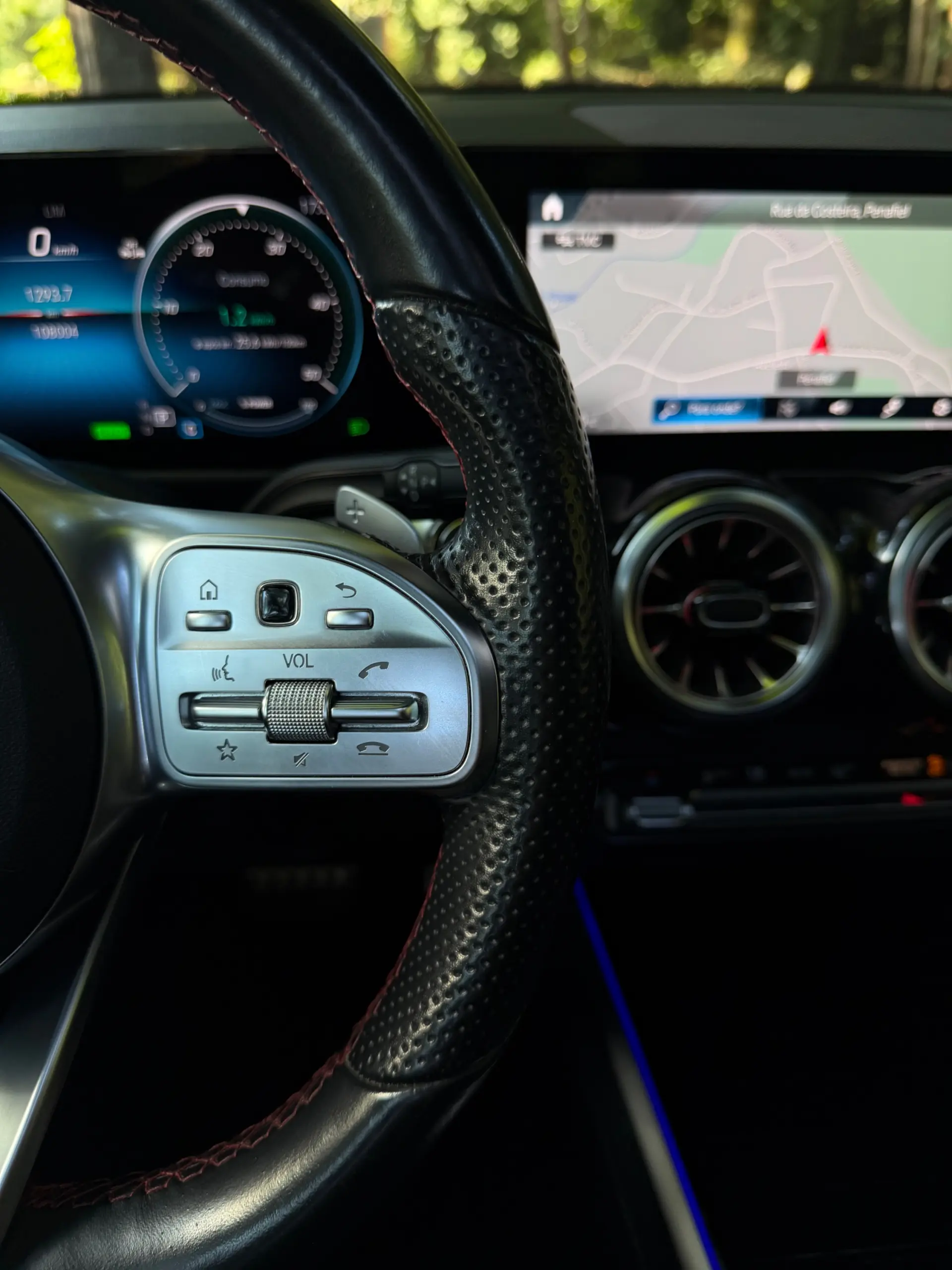 Mercedes-Benz EQB 350 4Matic AMG Line 24