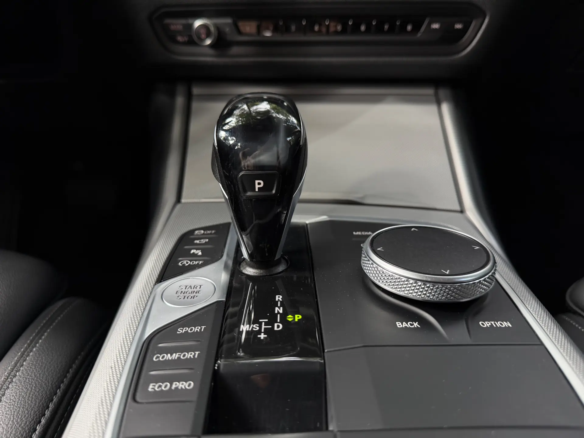 BMW 318 28