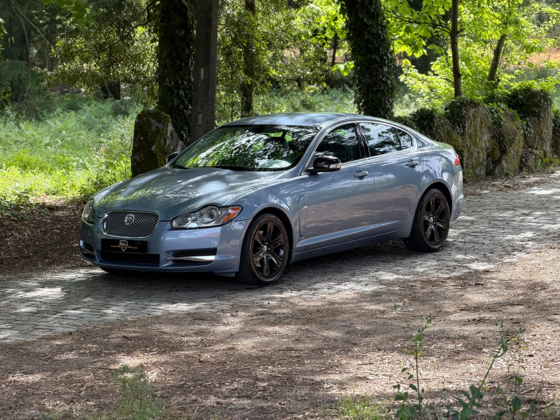 Jaguar XF 2.7 D V6 Premium Luxury 4