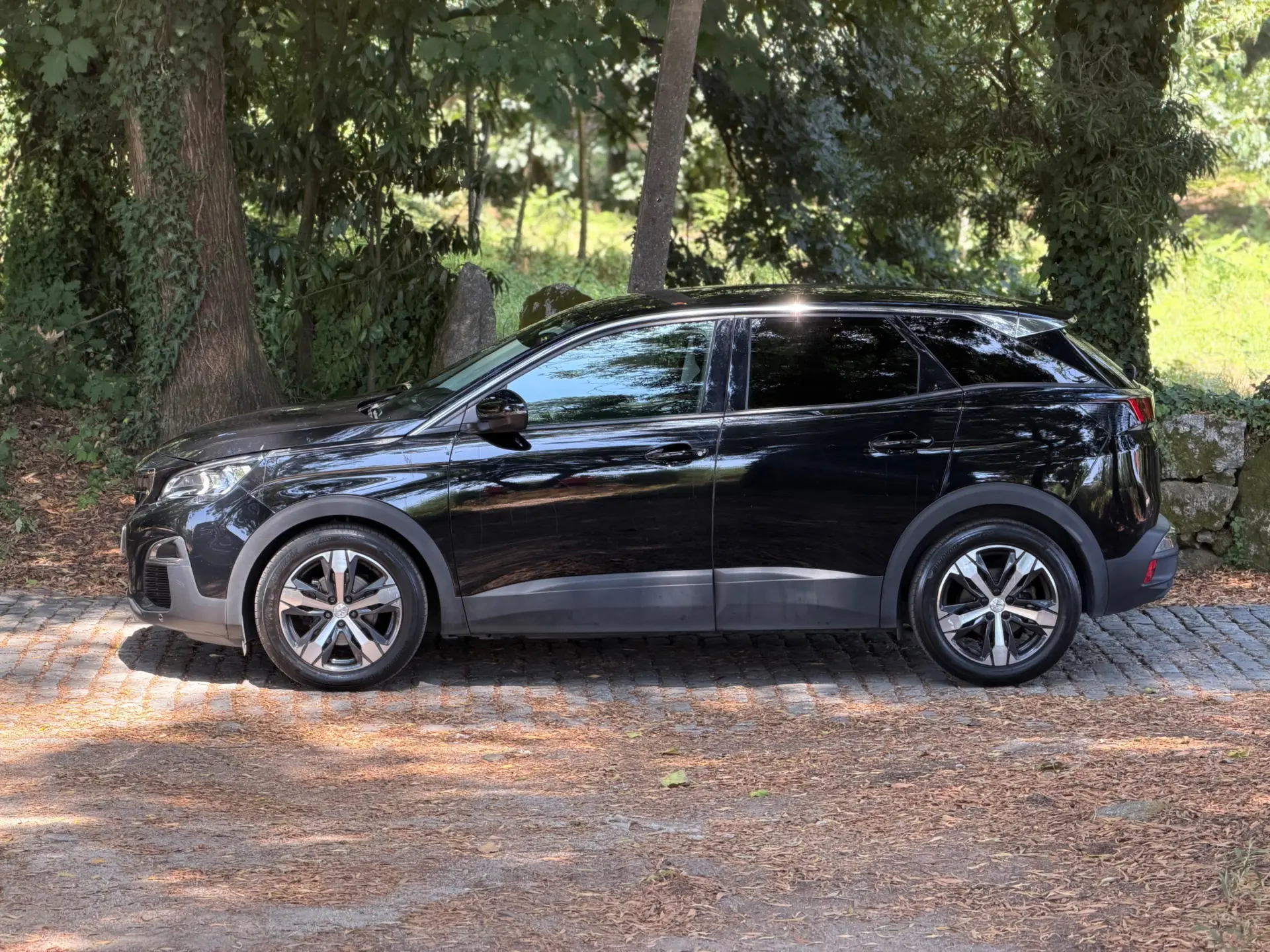 Peugeot 3008 1.2 PureTech Allure Pack EAT8 69