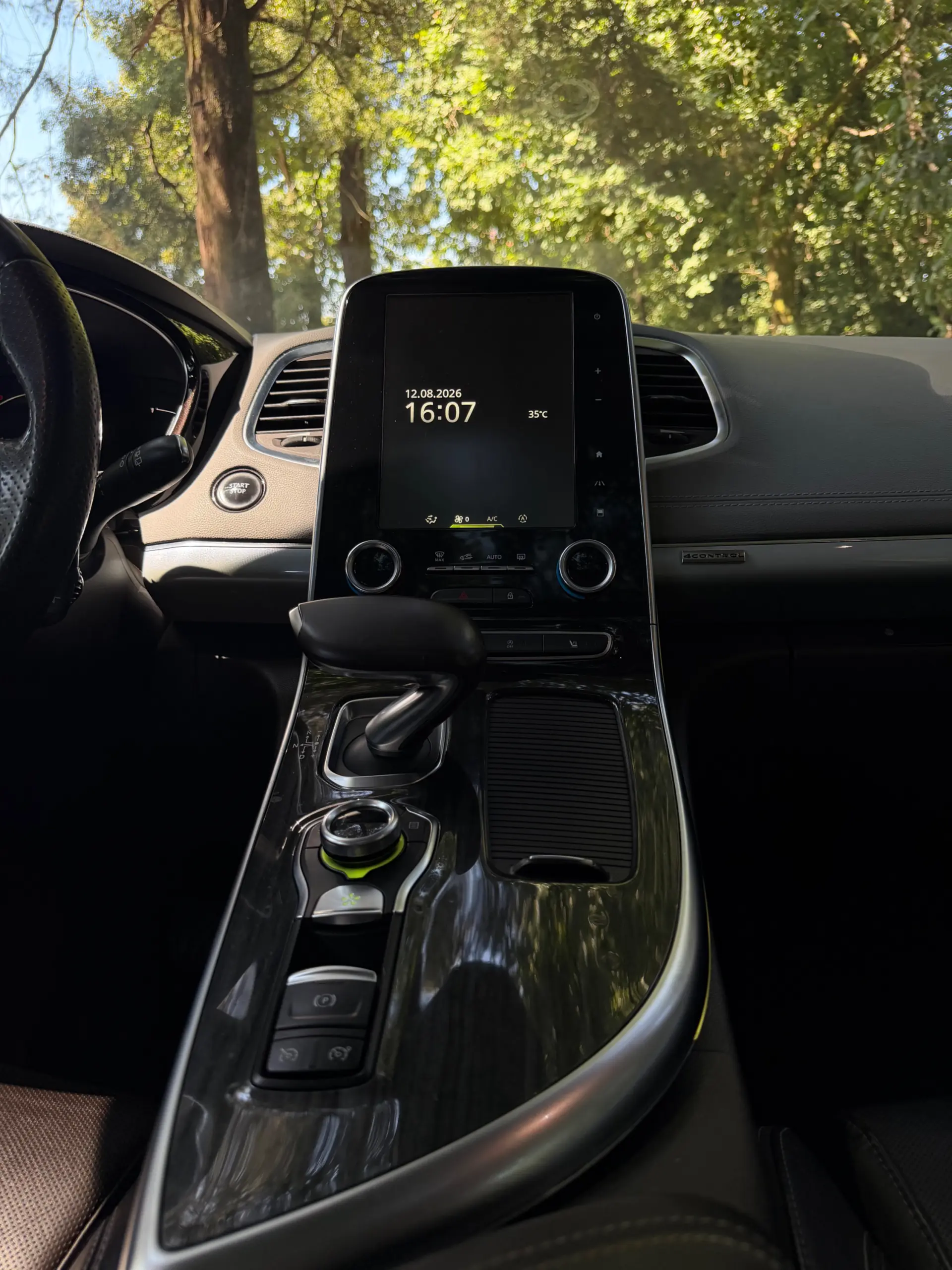 Renault Espace 1.6 dCi Initiale Paris EDC 23