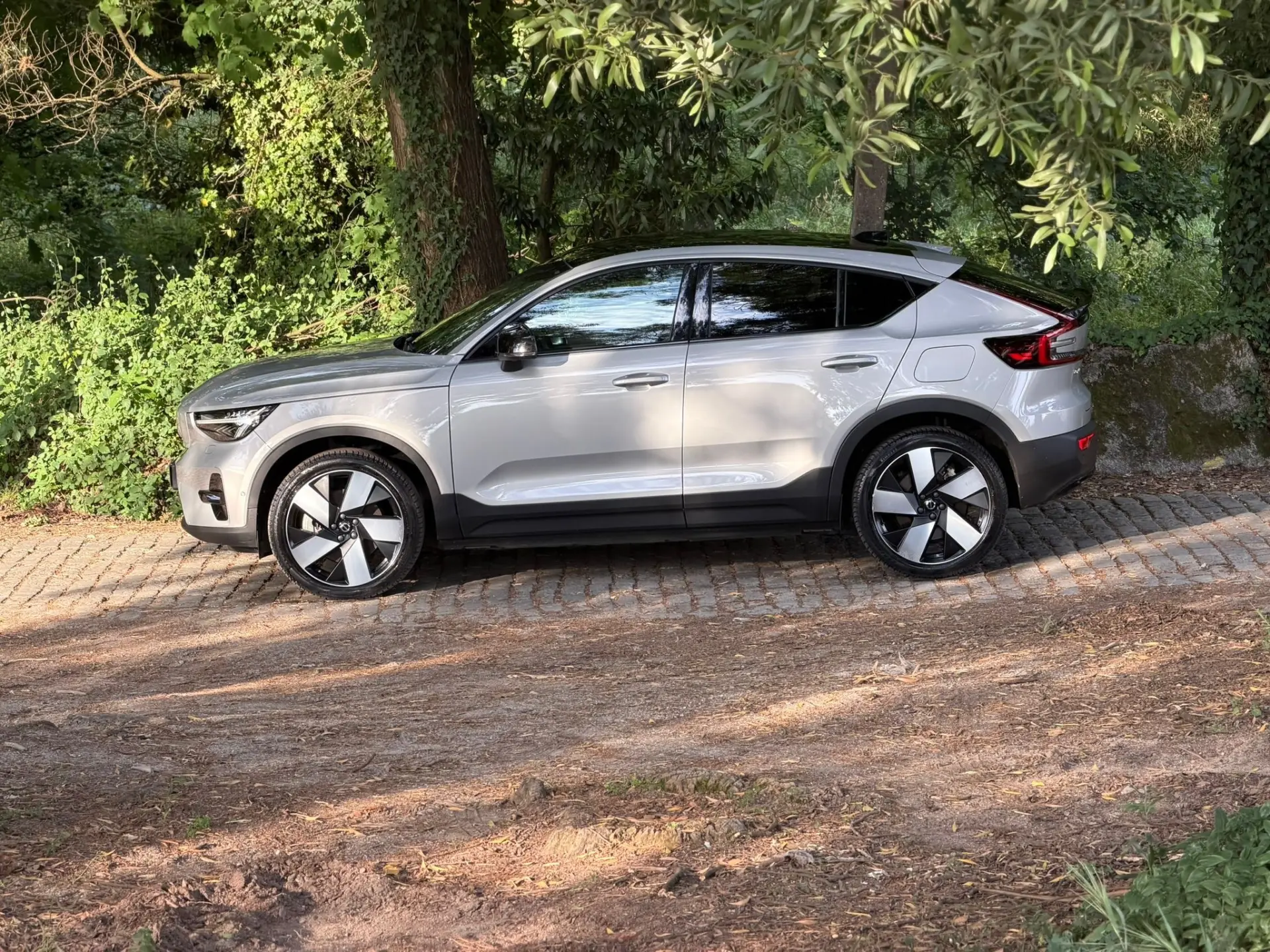 Volvo C40 Recharge Ultimate 9