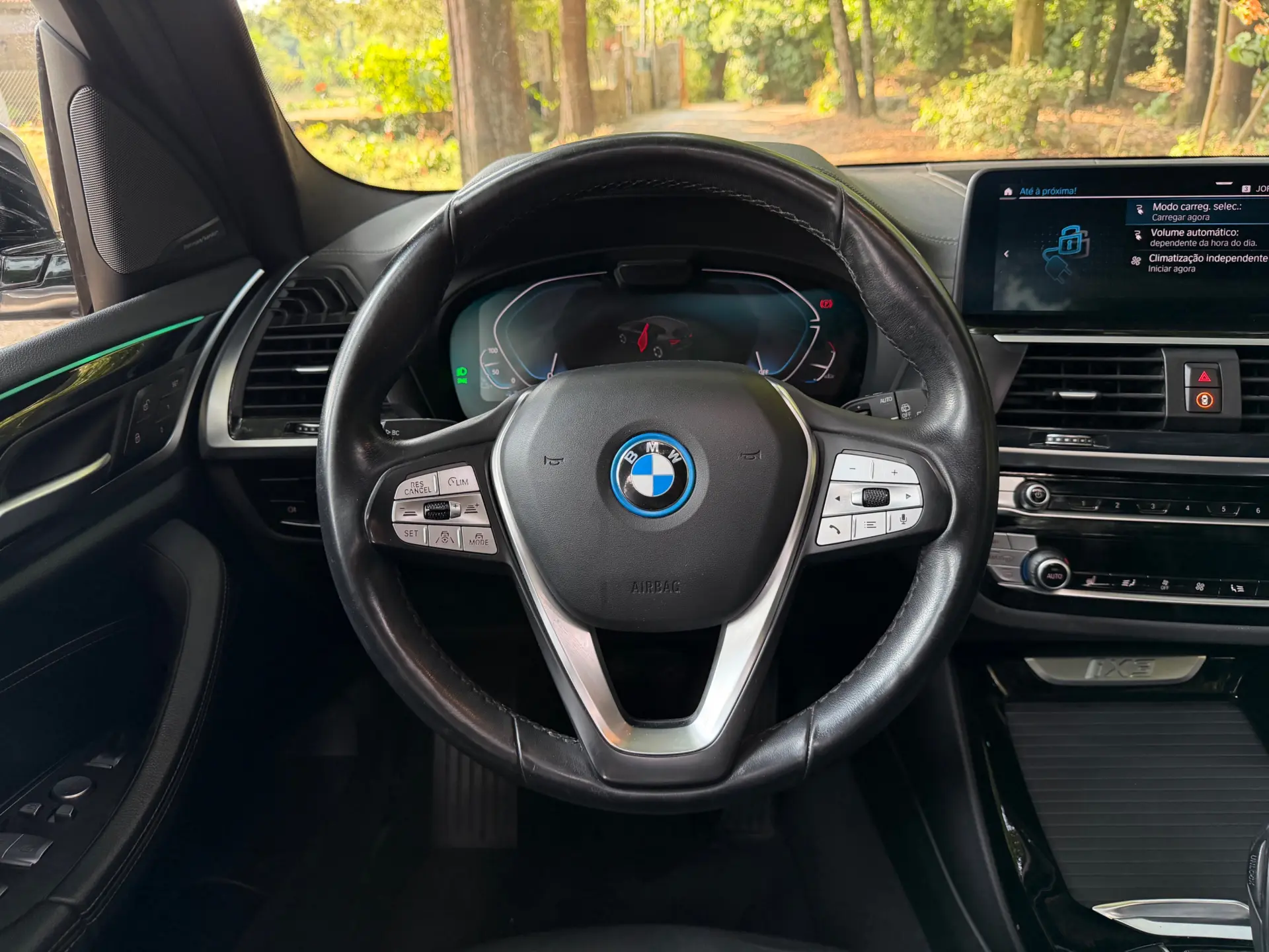 BMW iX3 M Sport Impressive 34