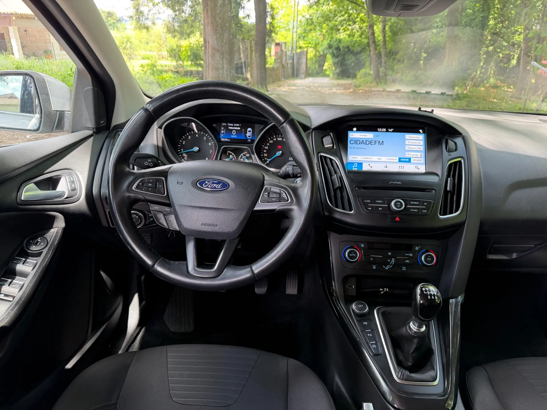 Ford Focus SW 1.0 EcoBoost Titanium 14