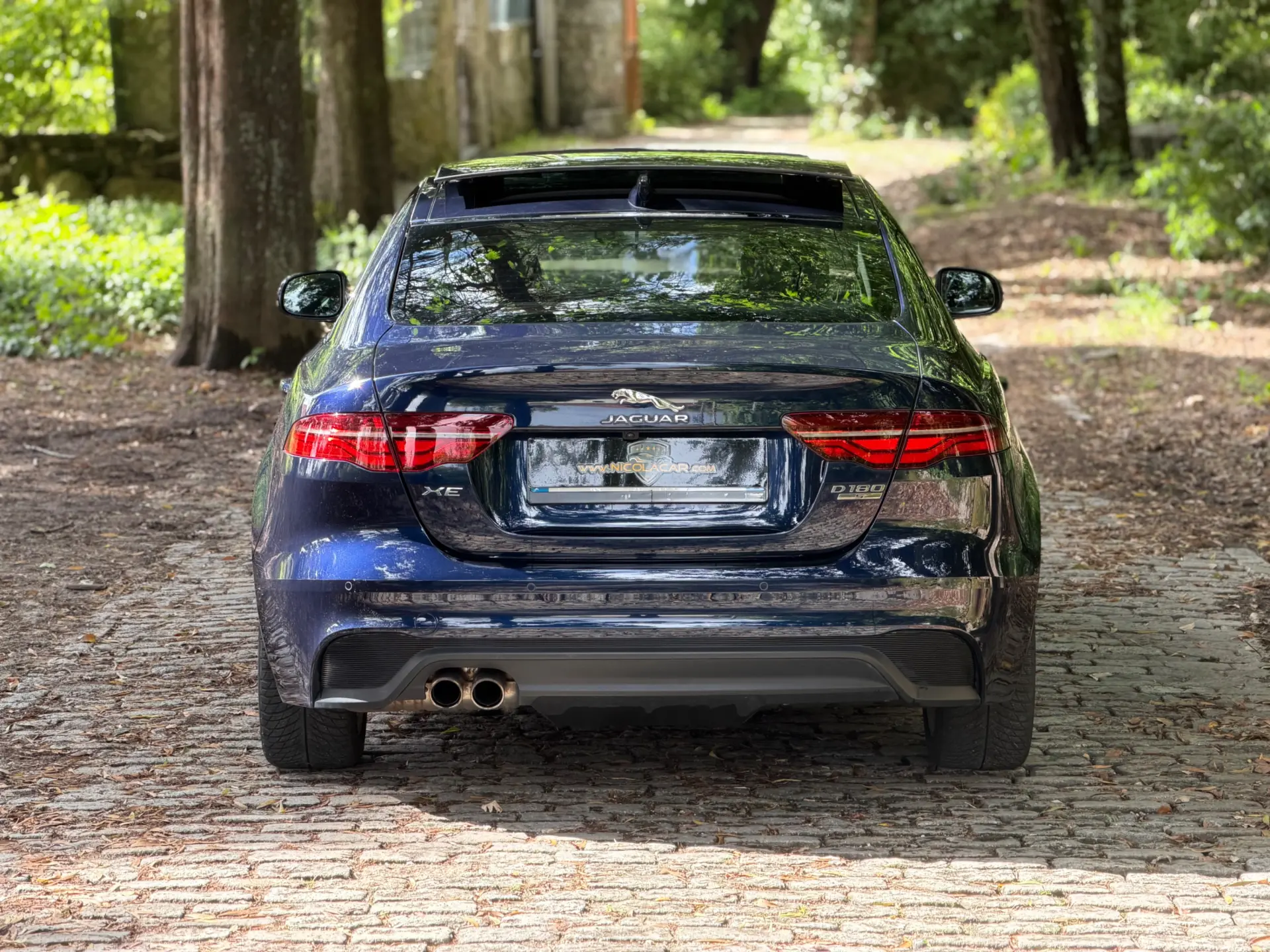 Jaguar XE 2.0 D R-Dynamic S 51