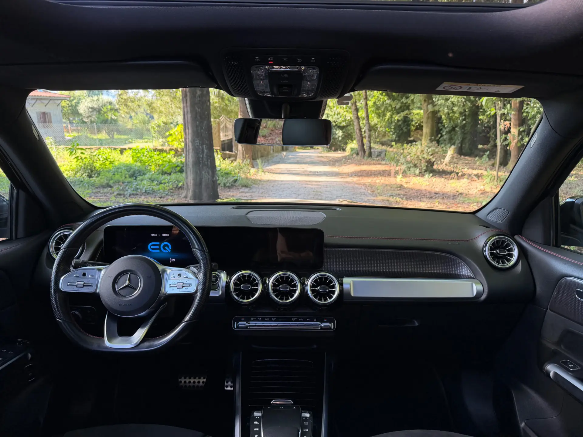 Mercedes-Benz EQB 350 4Matic AMG Line 16