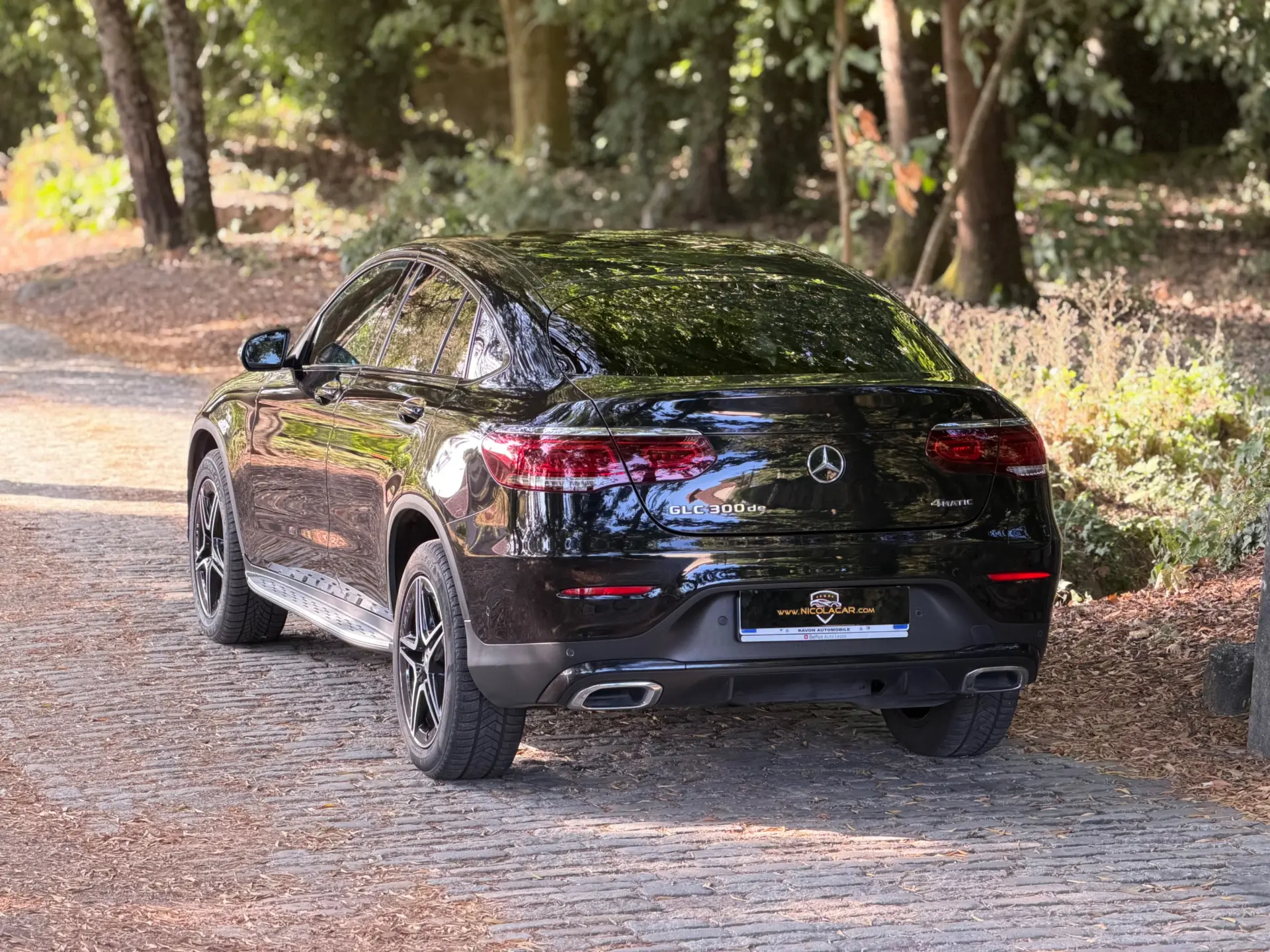 Mercedes-Benz GLC 300 de Coupé 4Matic 54