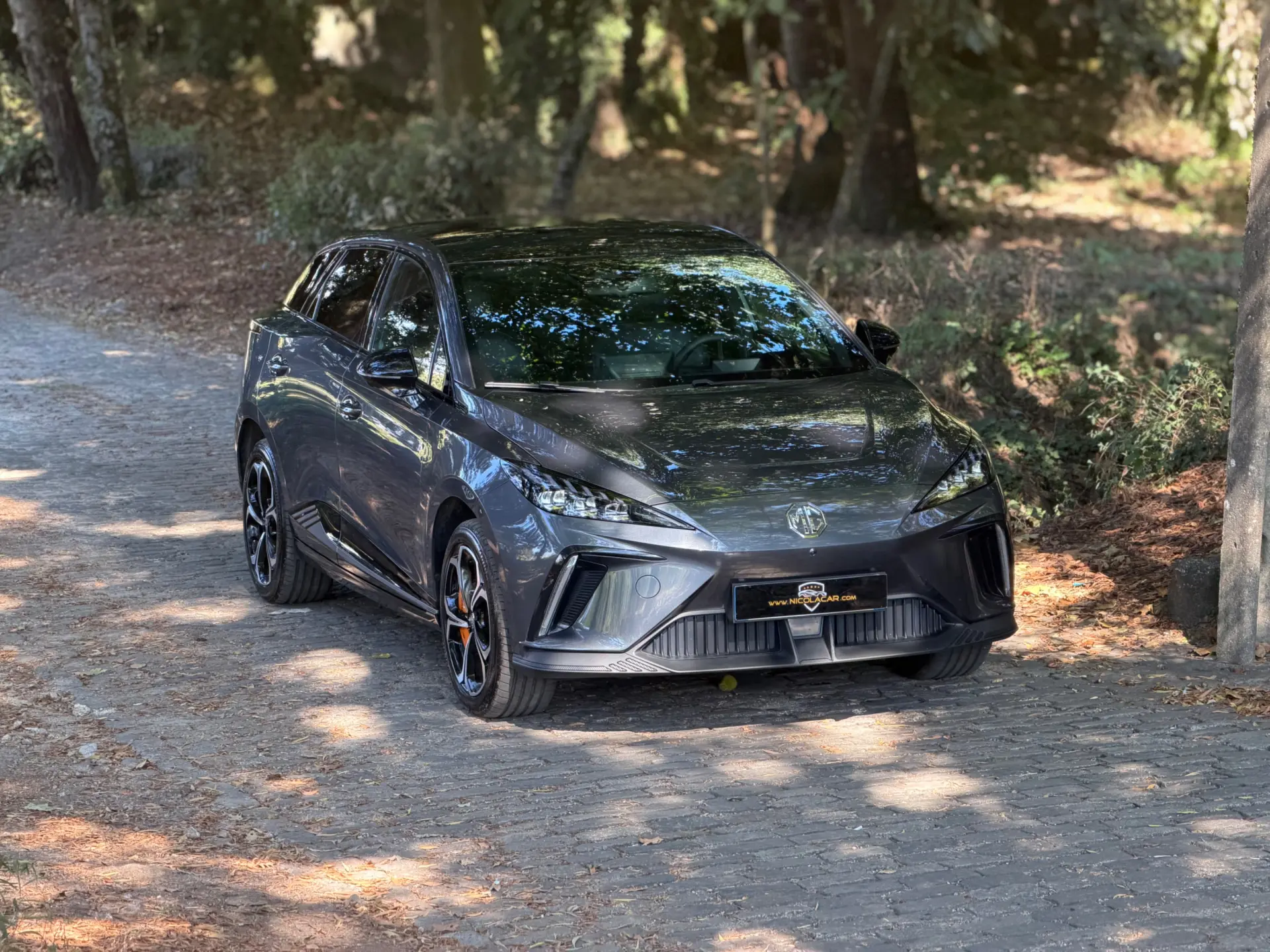 MG MG4 4 EV 64kWh XPower 1