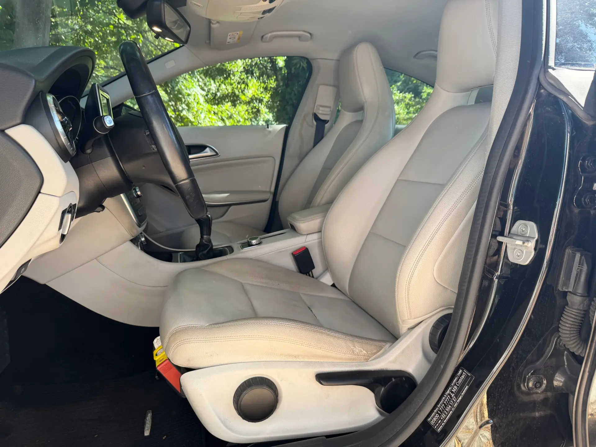 Mercedes-Benz CLA 200 CDI AMG Line 33
