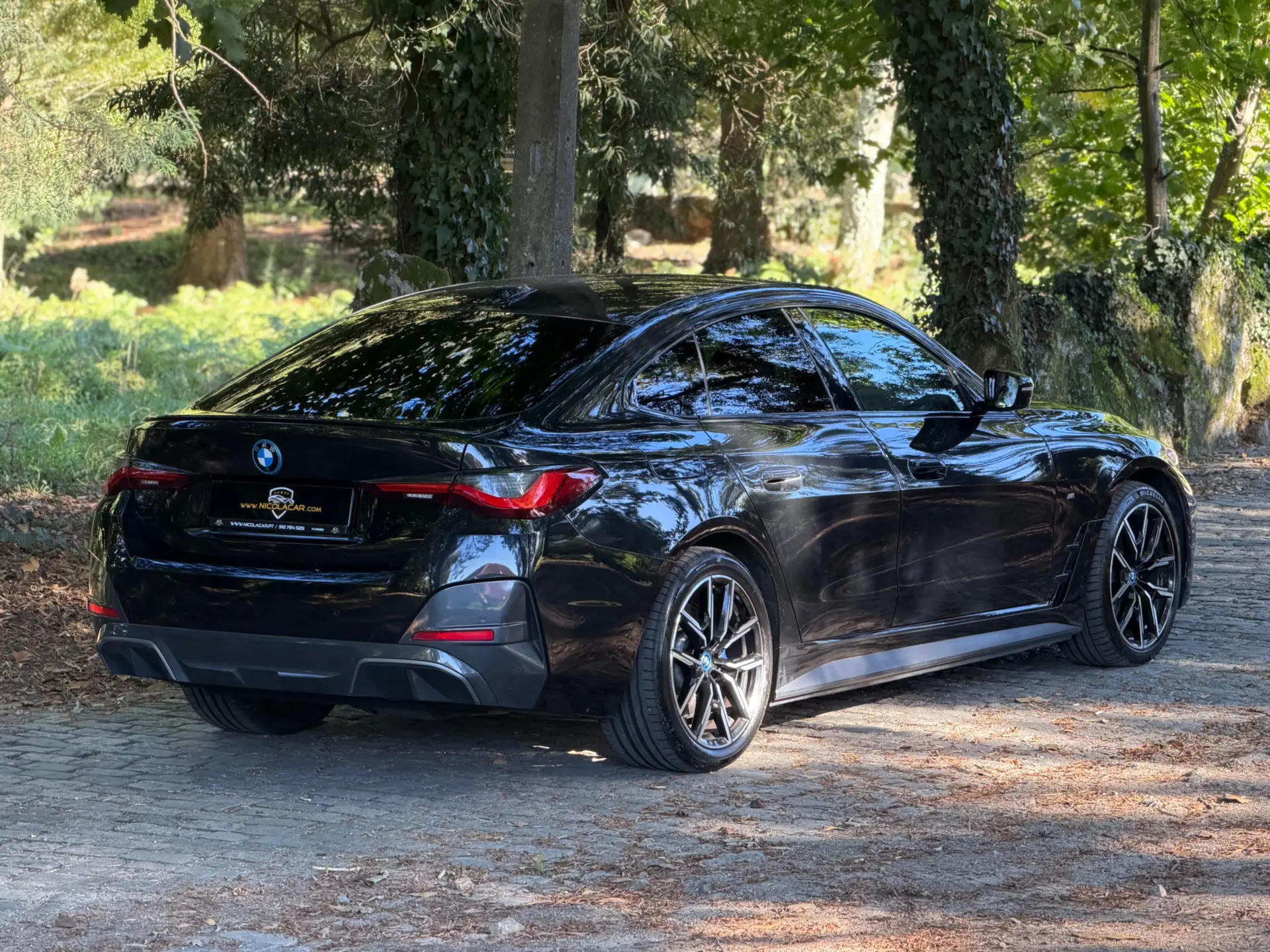 BMW i4 eDrive40 Desportiva M 53