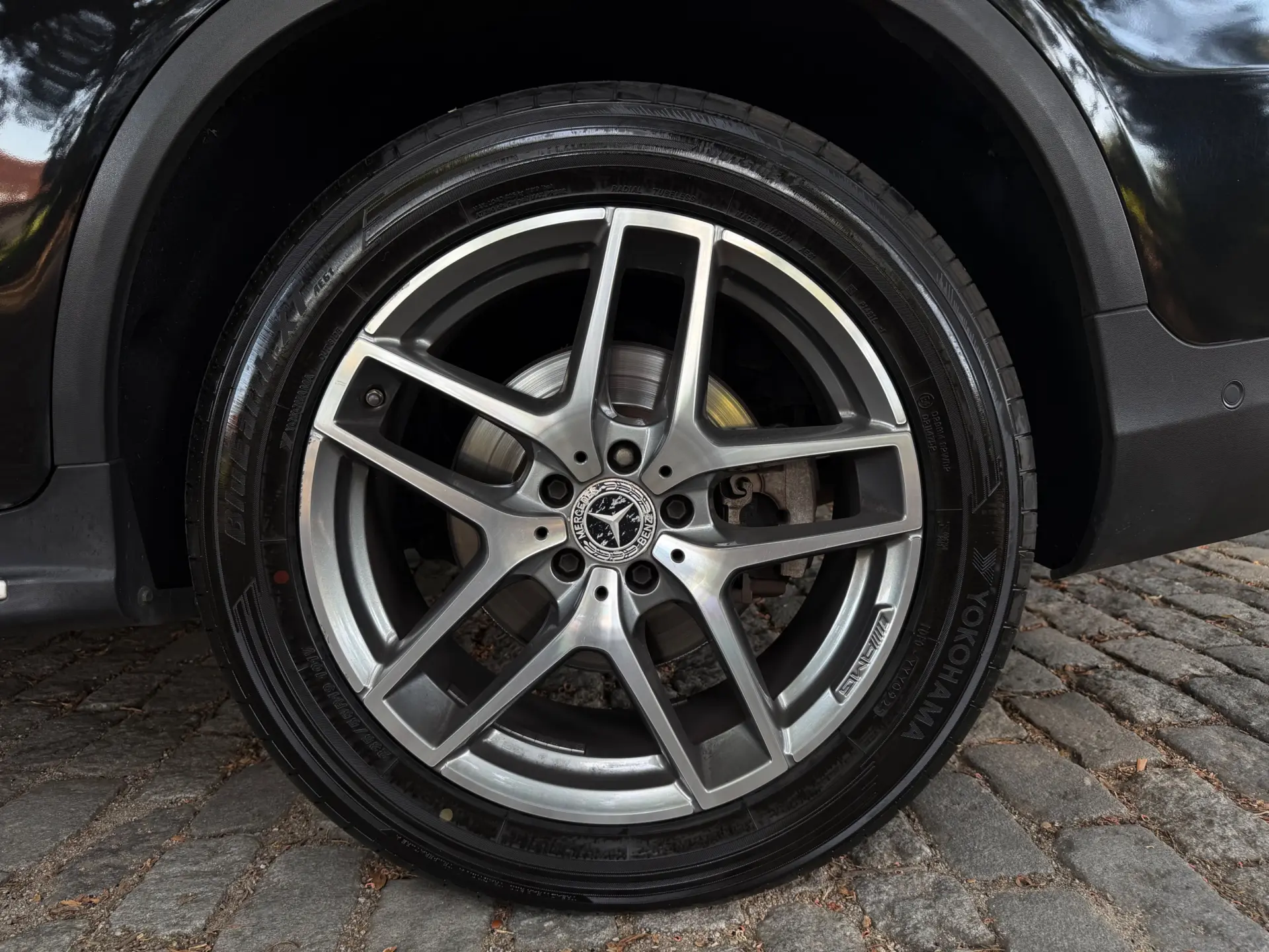 Mercedes-Benz GLC 220 d 4Matic 9G-TRONIC AMG Line 10