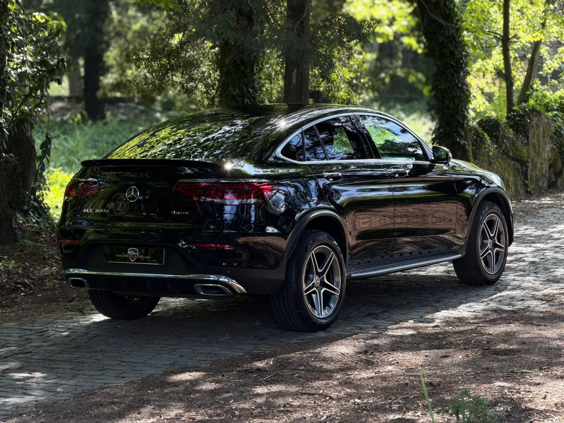 Mercedes-Benz GLC 300 e Coupé 4Matic 6