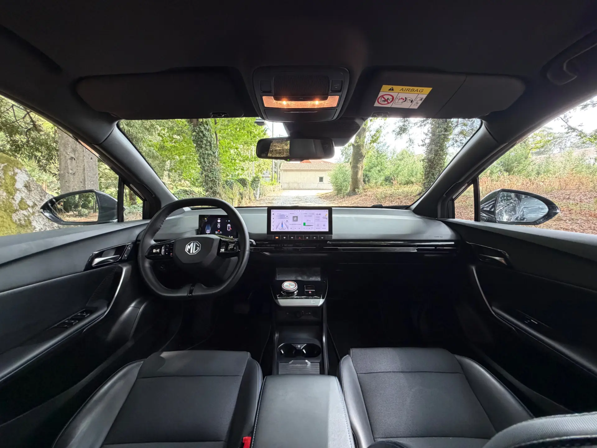 MG MG4 77 kWh Extended Range Luxury 19