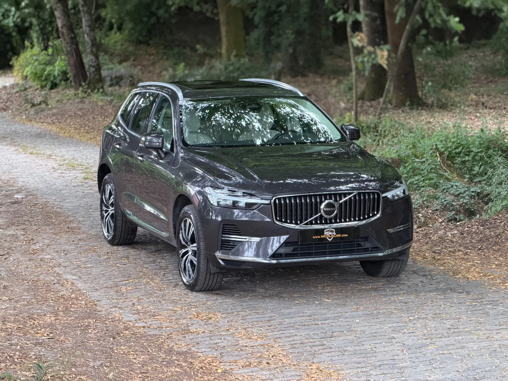 Volvo XC 60 2.0 T6 PHEV Inscription Expression AWD 2