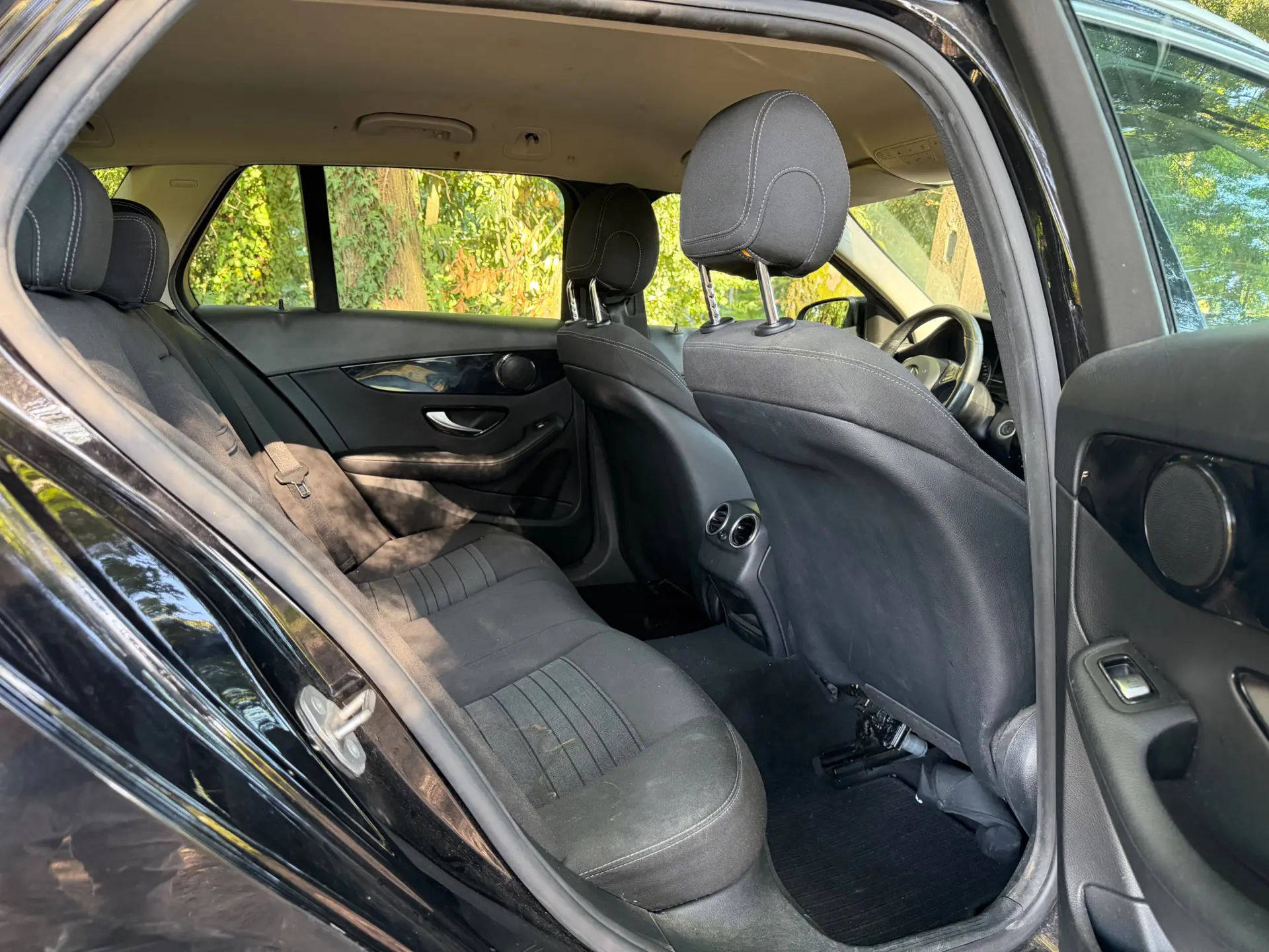 Mercedes-Benz C 200 d Avantgarde 27