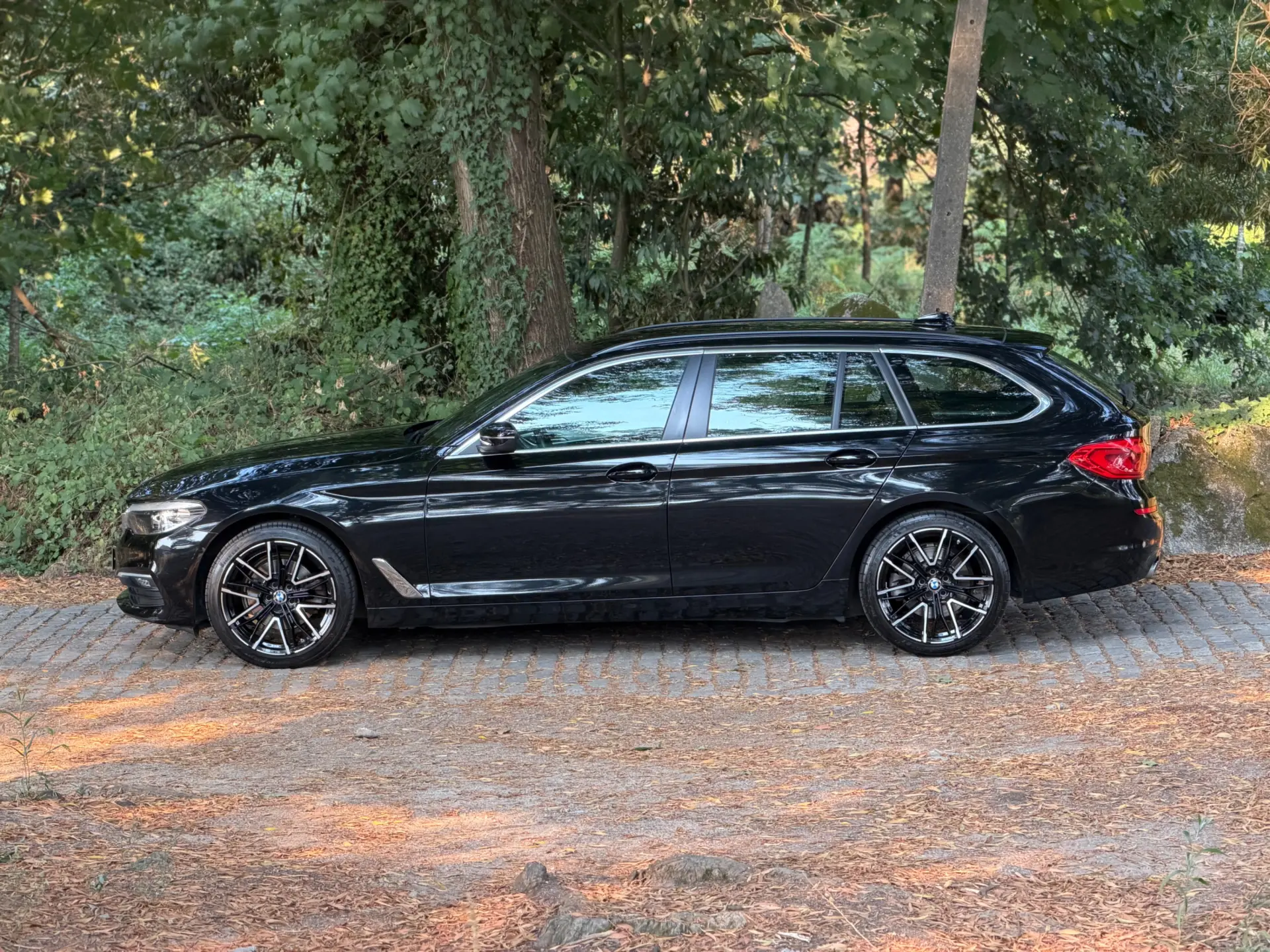 BMW 520 d Auto 53
