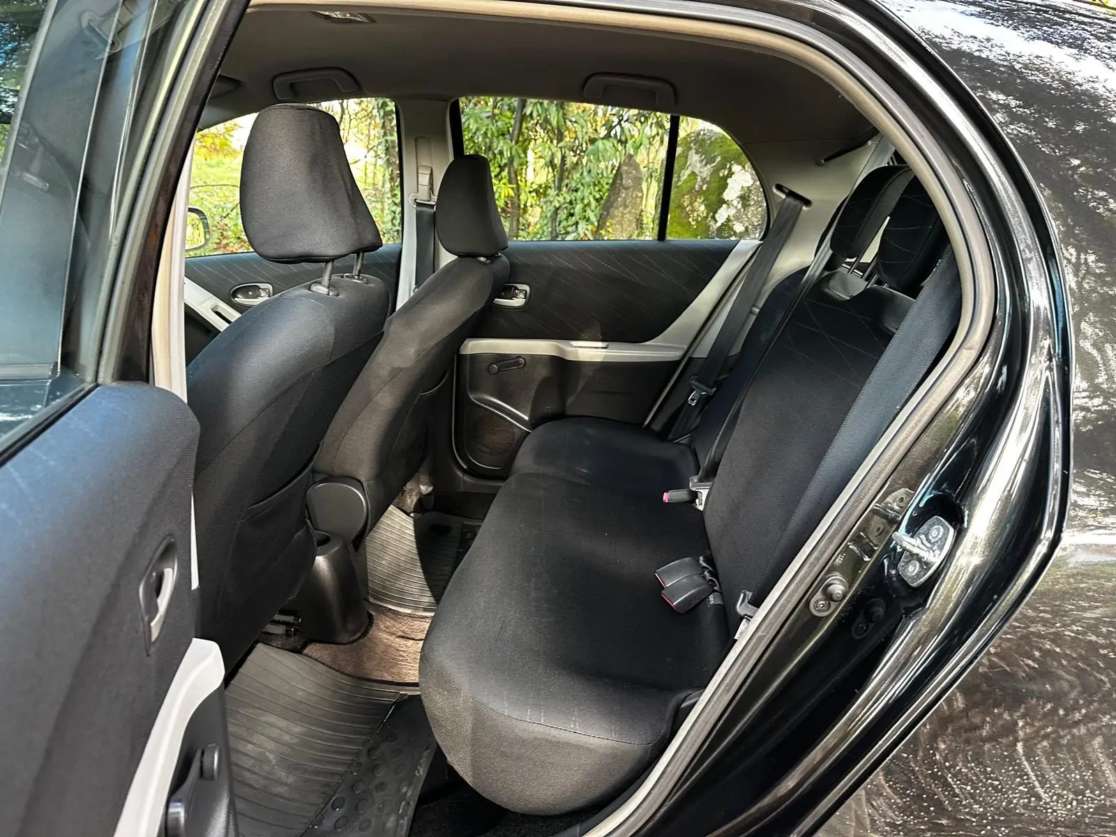 Toyota Yaris 1.0 VVT-i High Pack MM 22