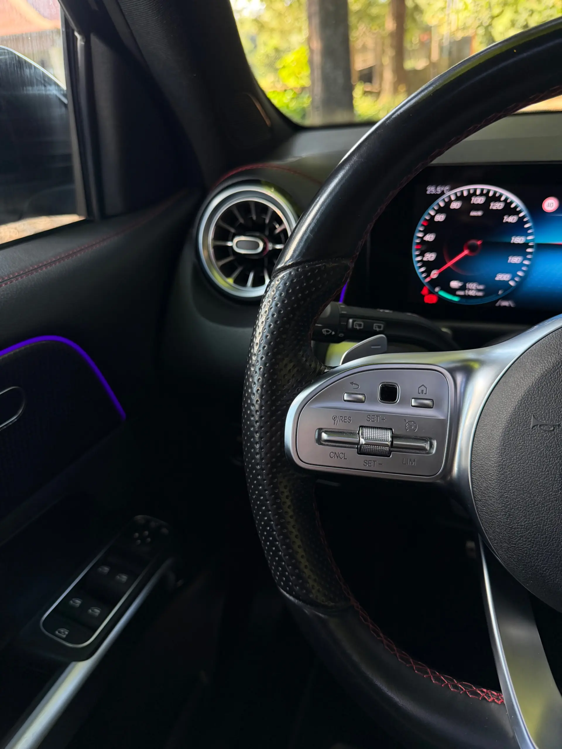 Mercedes-Benz EQB 350 4Matic AMG Line 23