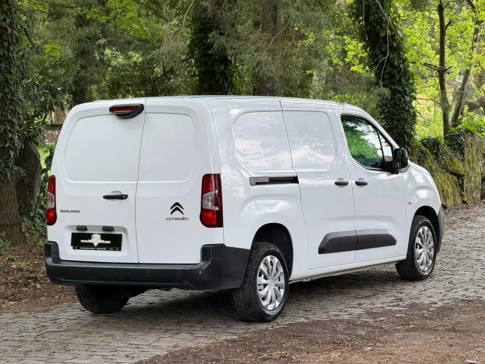 Citroen Berlingo 1.5 BlueHDi XL S&S EHZ EAT8 Control Variospace 12
