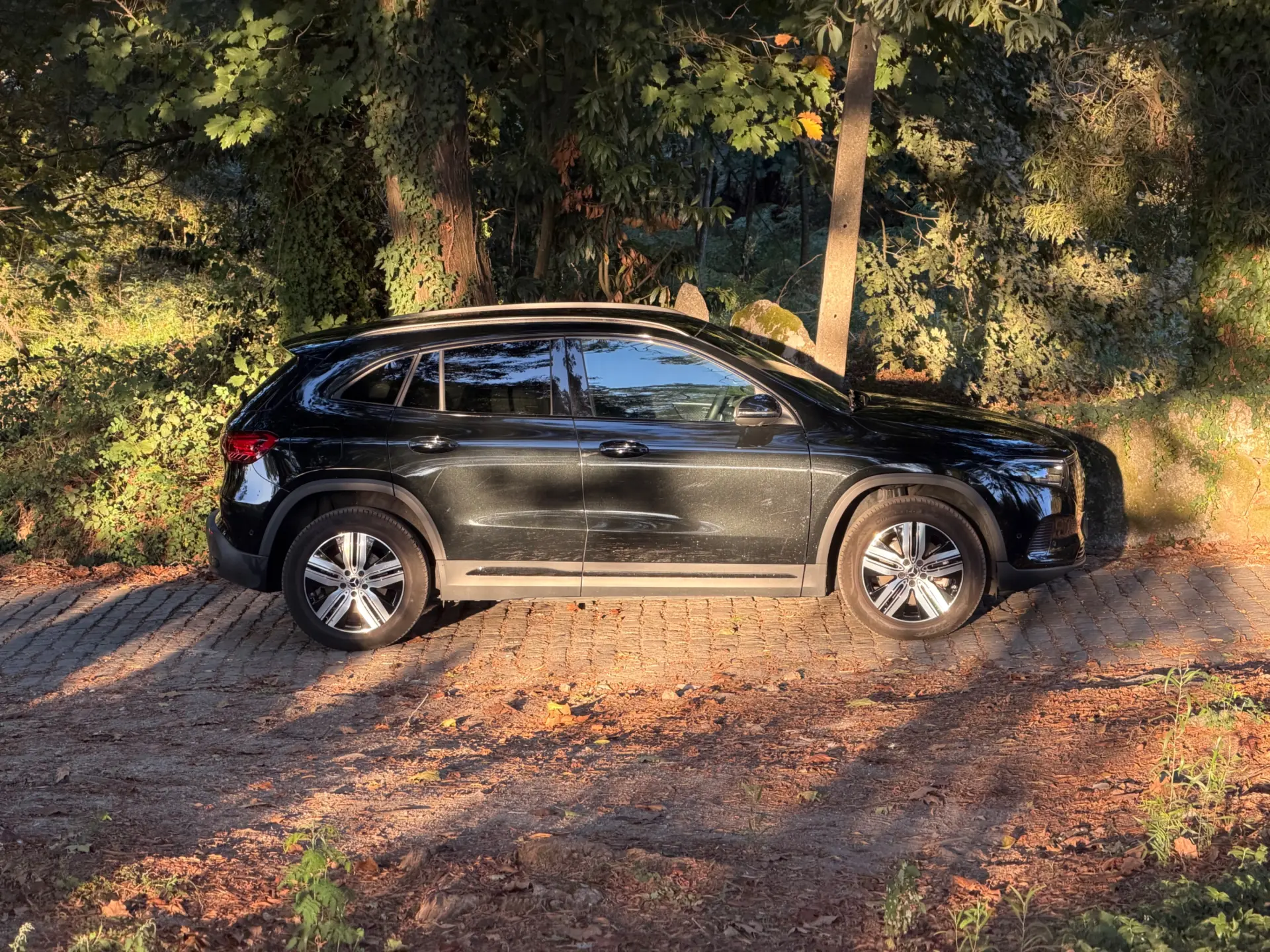 Mercedes-Benz EQA 300 4Matic AMG Line 7