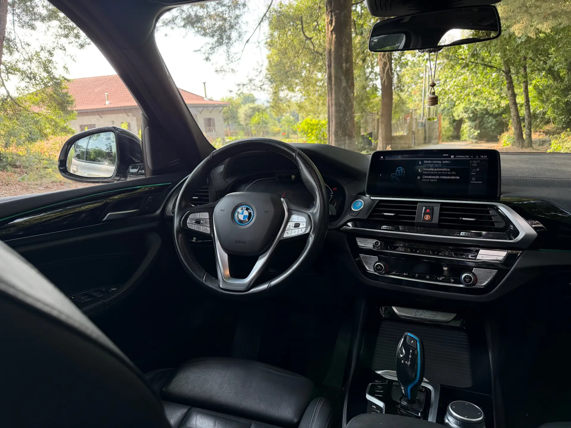 BMW iX3 M Sport Impressive 13