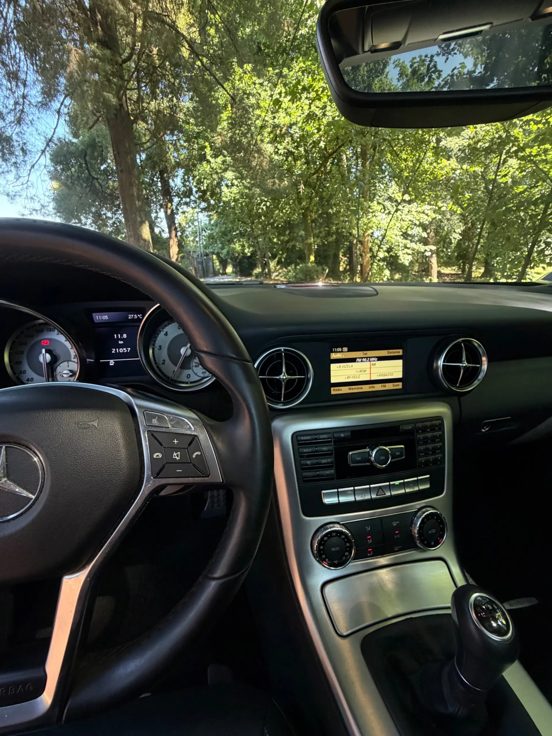 Mercedes-Benz SLK 200 Outro 26