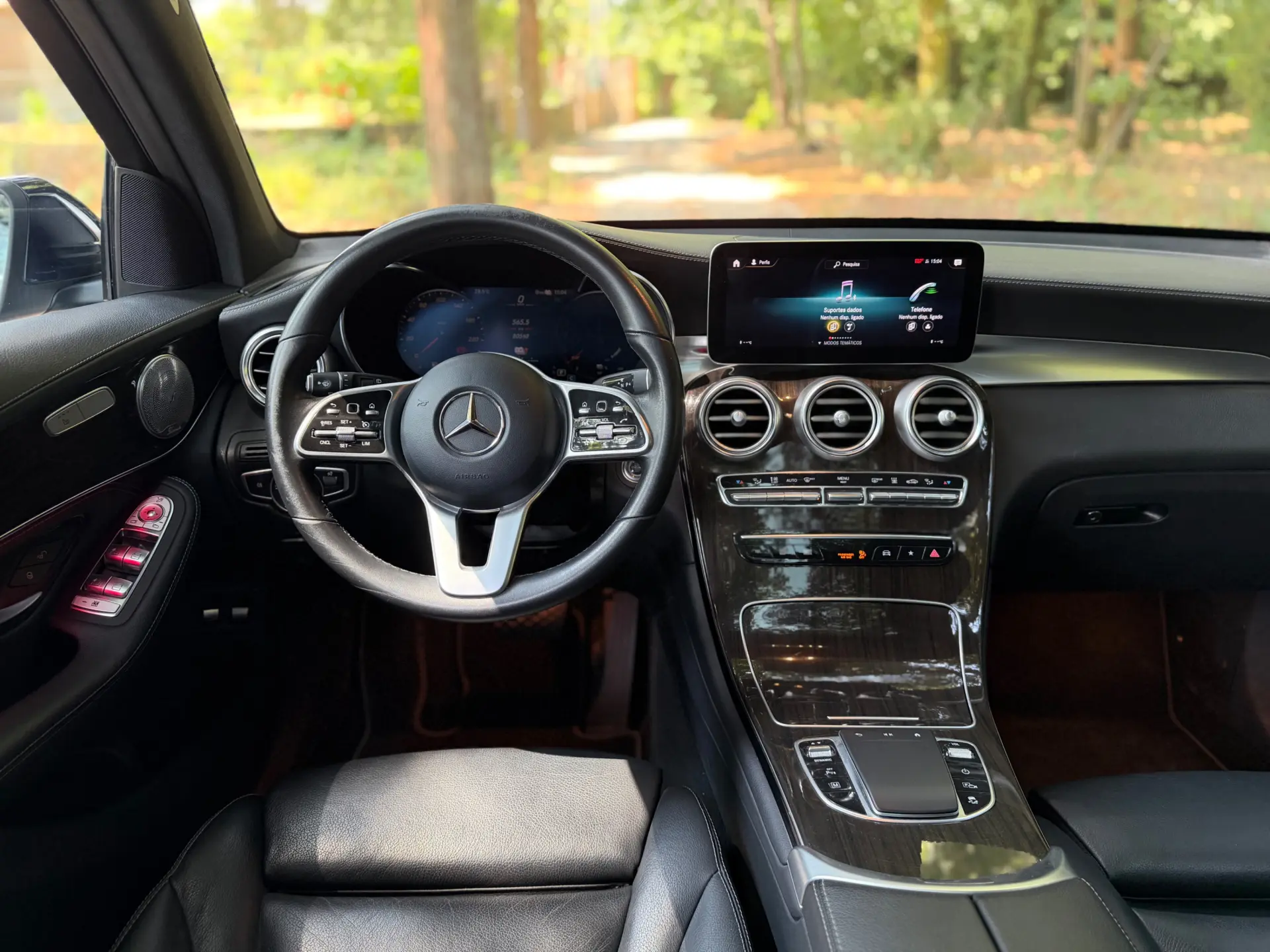 Mercedes-Benz GLC 300 e 4Matic 12