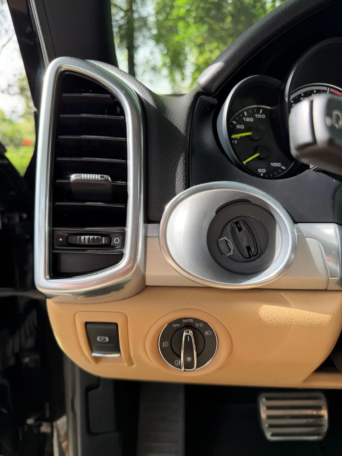 Porsche Cayenne S E-Hybrid Platinum Edition 22