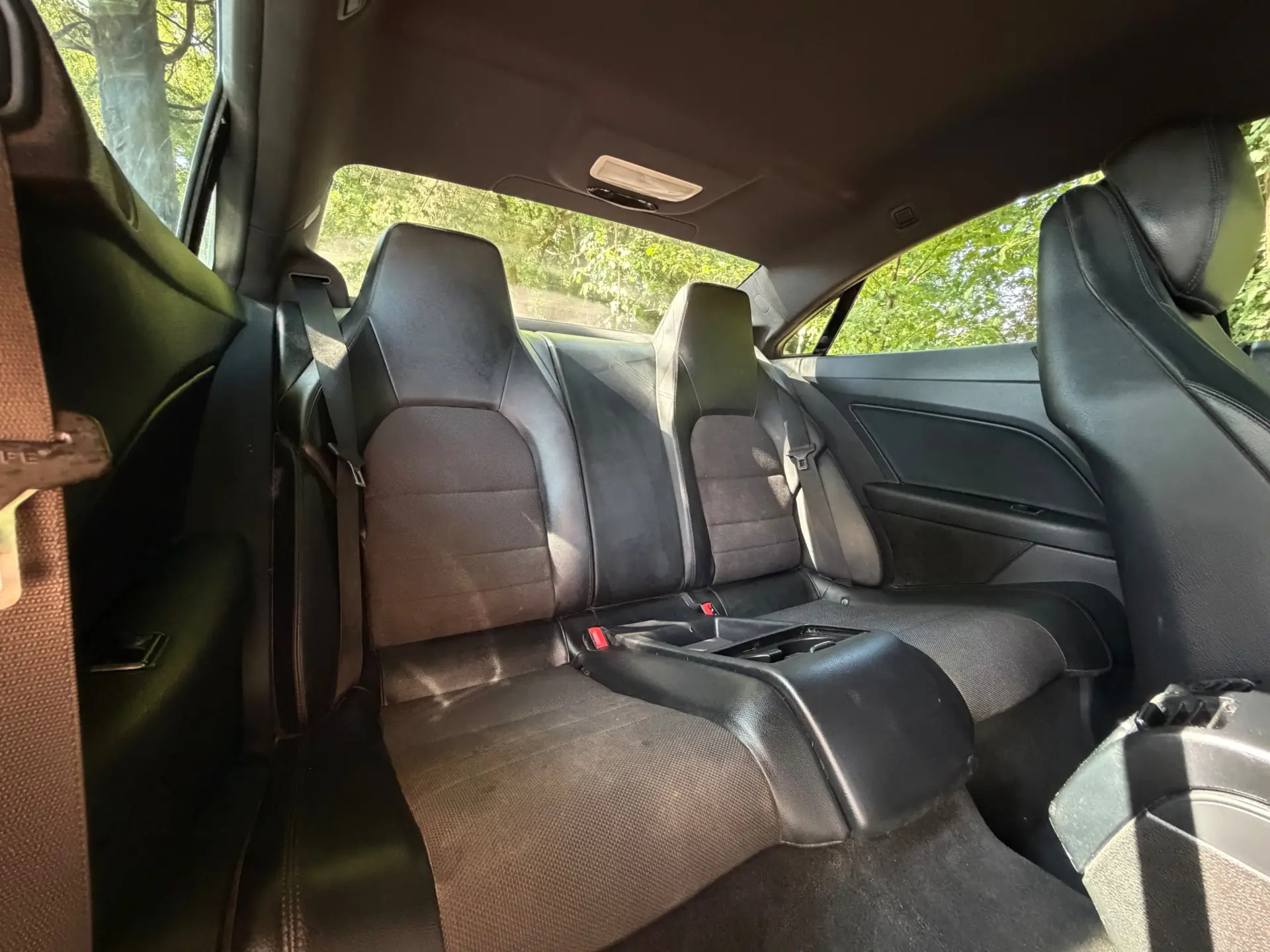 Mercedes-Benz E 220 (BlueTEC) d 9G-TRONIC 52