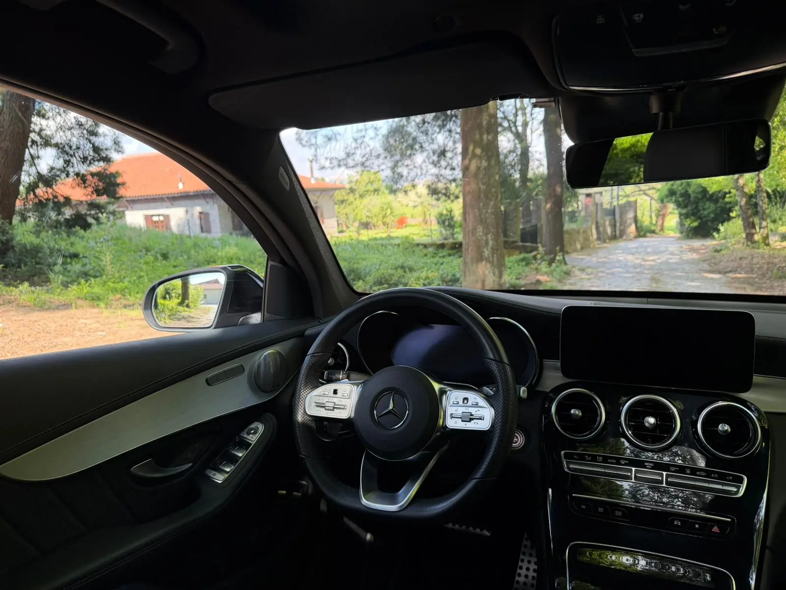 Mercedes-Benz GLC 300 e Coupé 4Matic 58