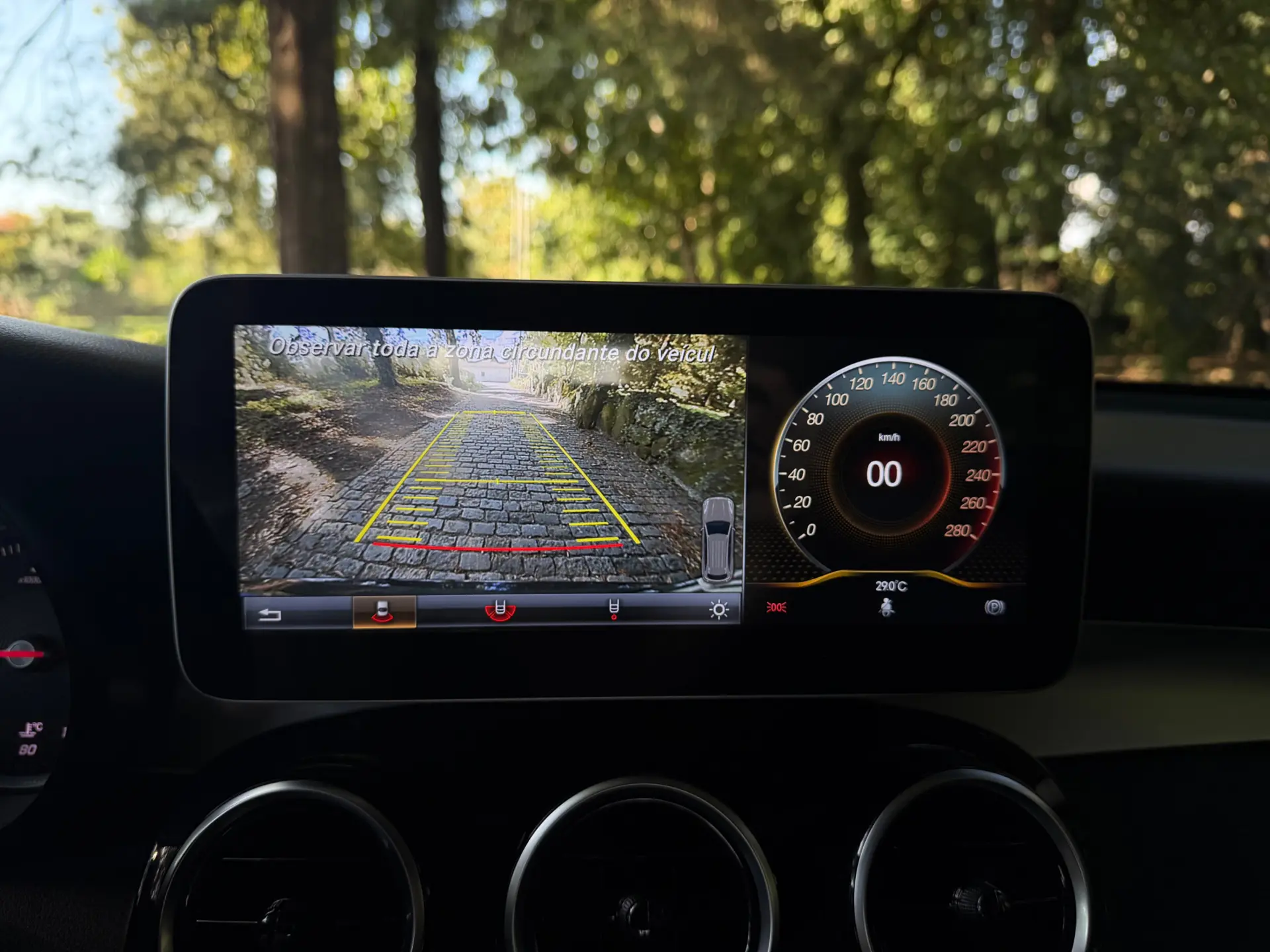 Mercedes-Benz GLC 220 d 4Matic 9G-TRONIC AMG Line 34