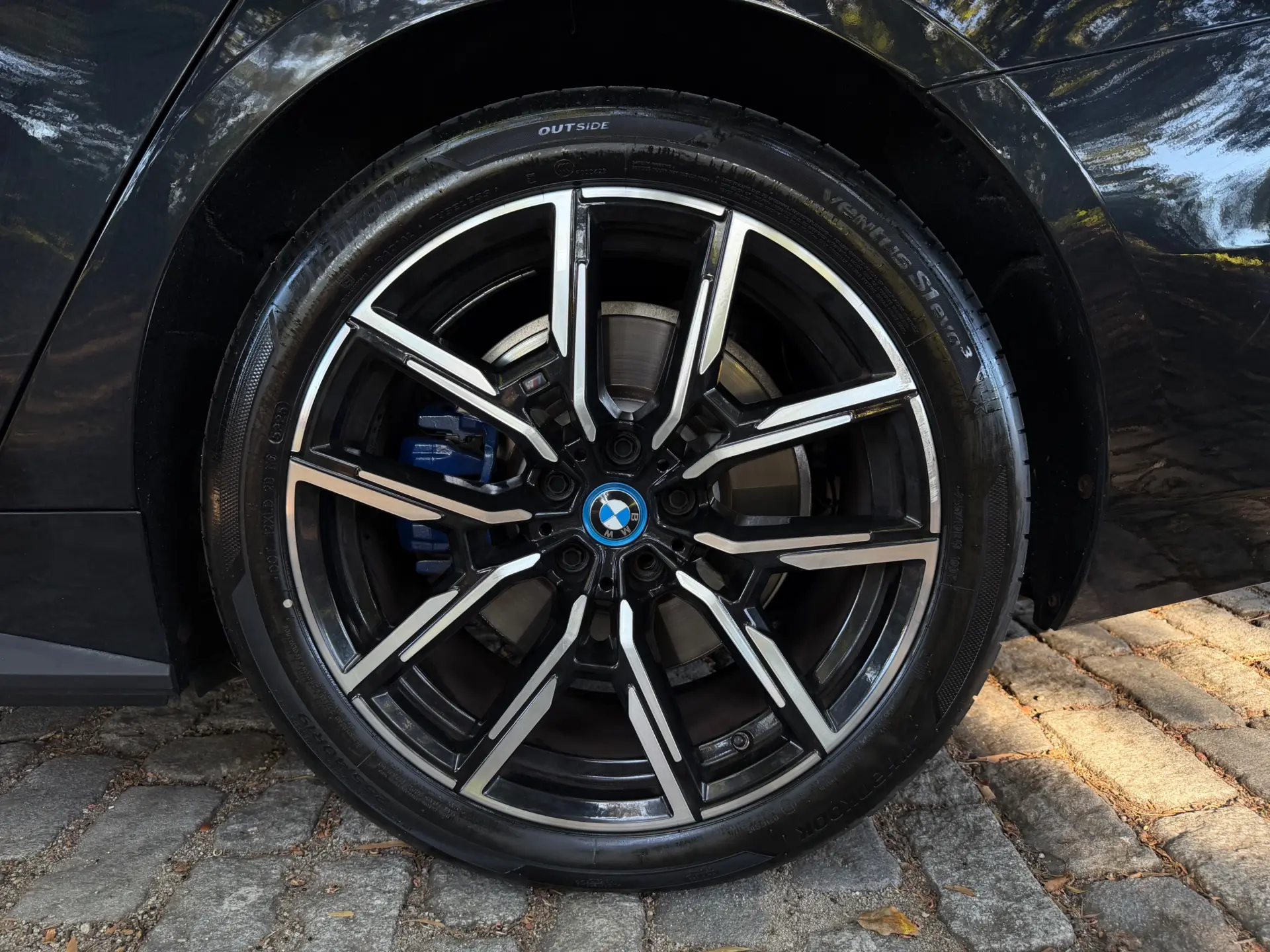 BMW i4 eDrive40 Desportiva M 10