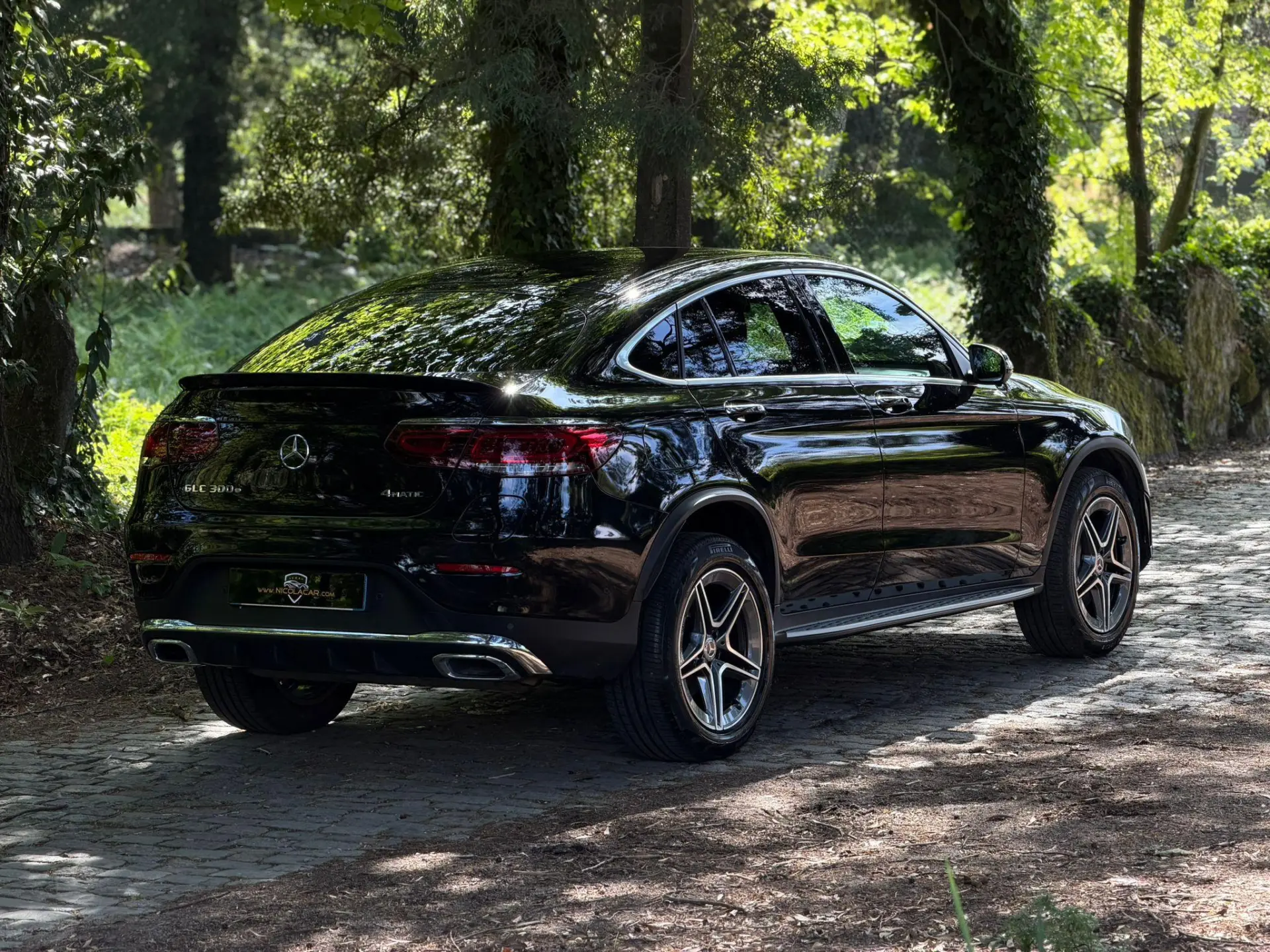 Mercedes-Benz GLC 300 e Coupé 4Matic 51