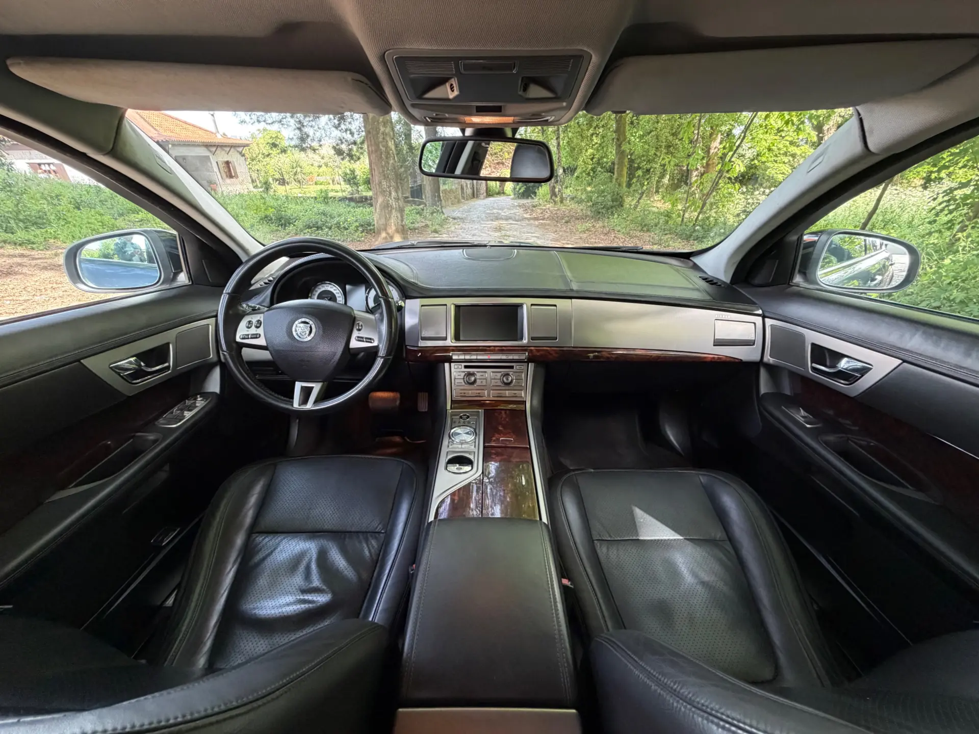 Jaguar XF 2.7 D V6 Premium Luxury 13