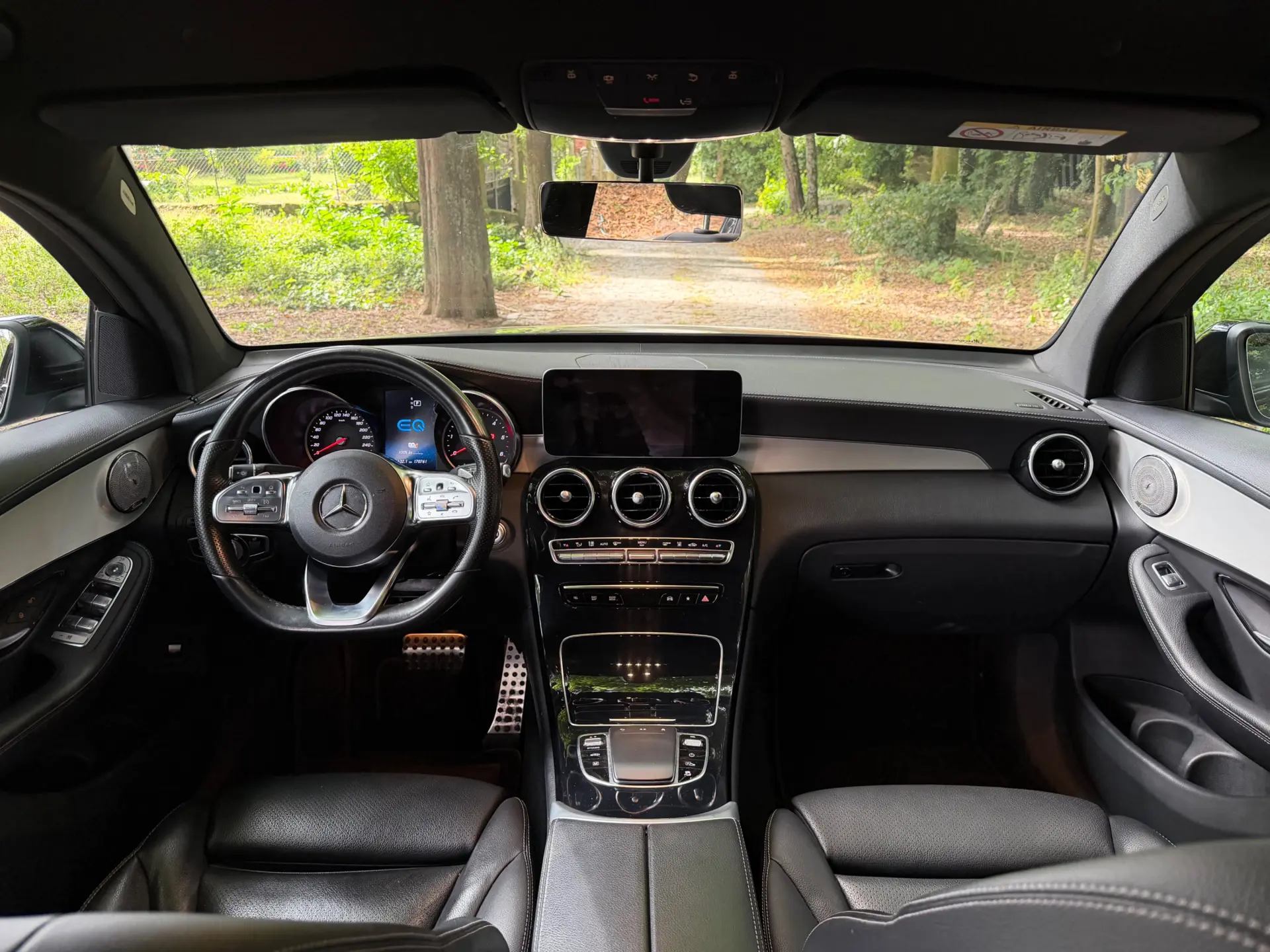 Mercedes-Benz GLC 300 de Coupé 4Matic 10