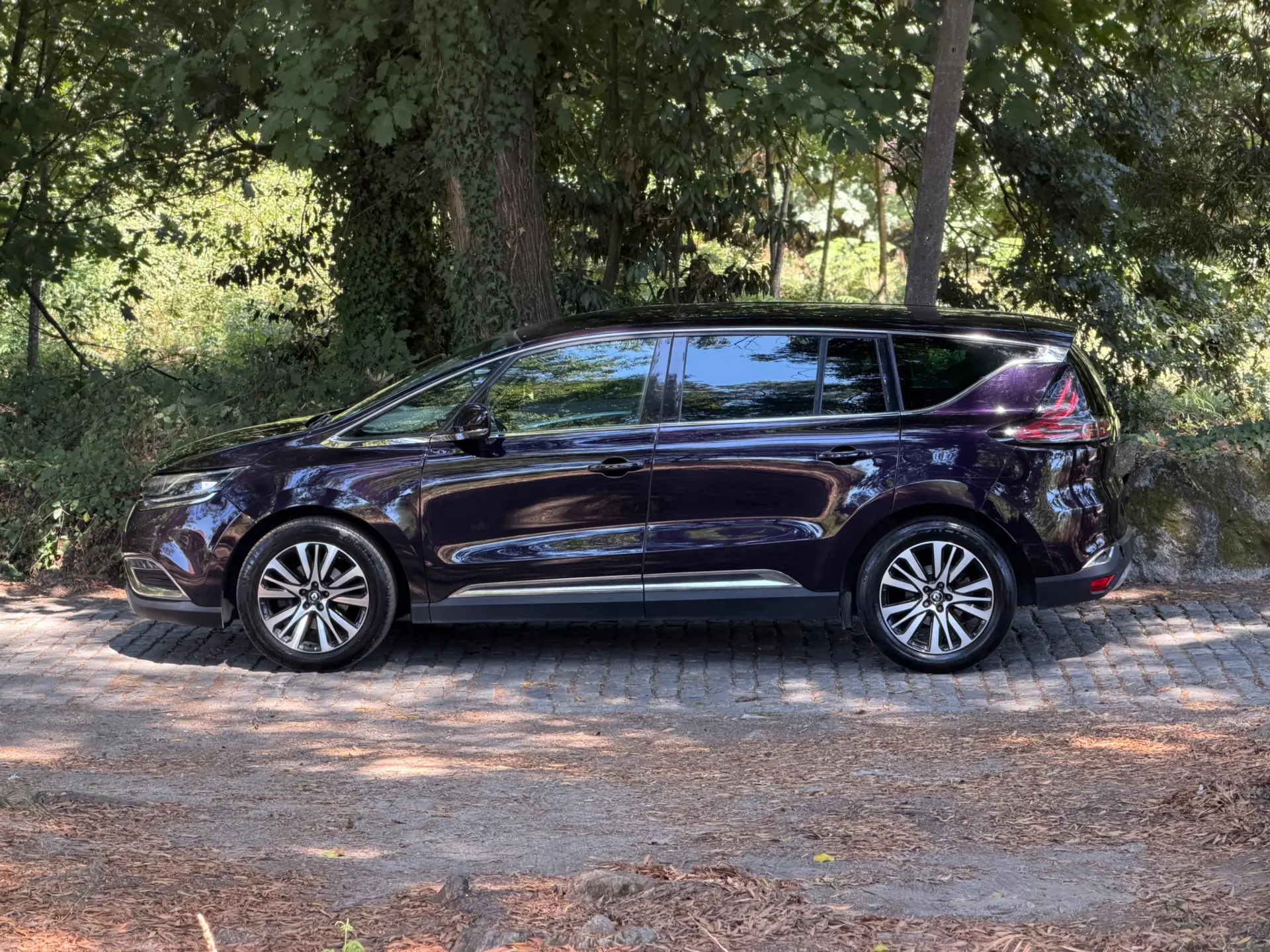 Renault Espace 1.6 dCi Initiale Paris EDC 52