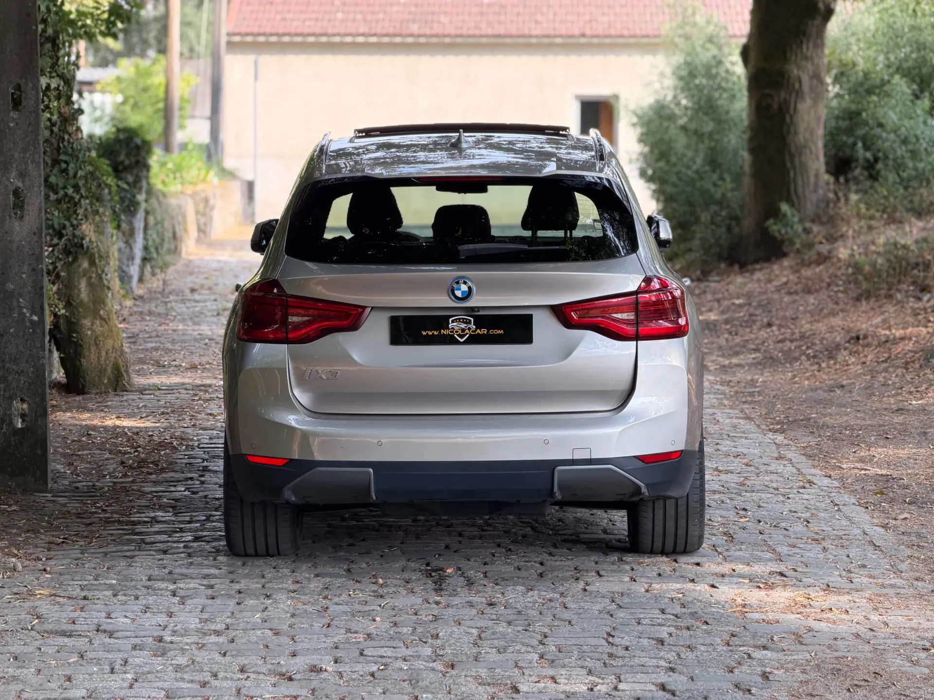 BMW iX3 M Sport Impressive 6