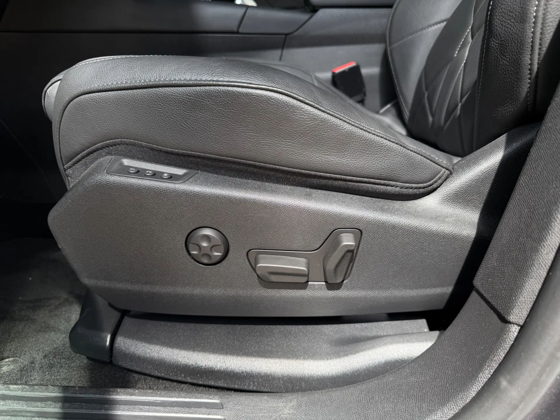 DS DS7 Crossback E-Tense Rivoli EAT8 29