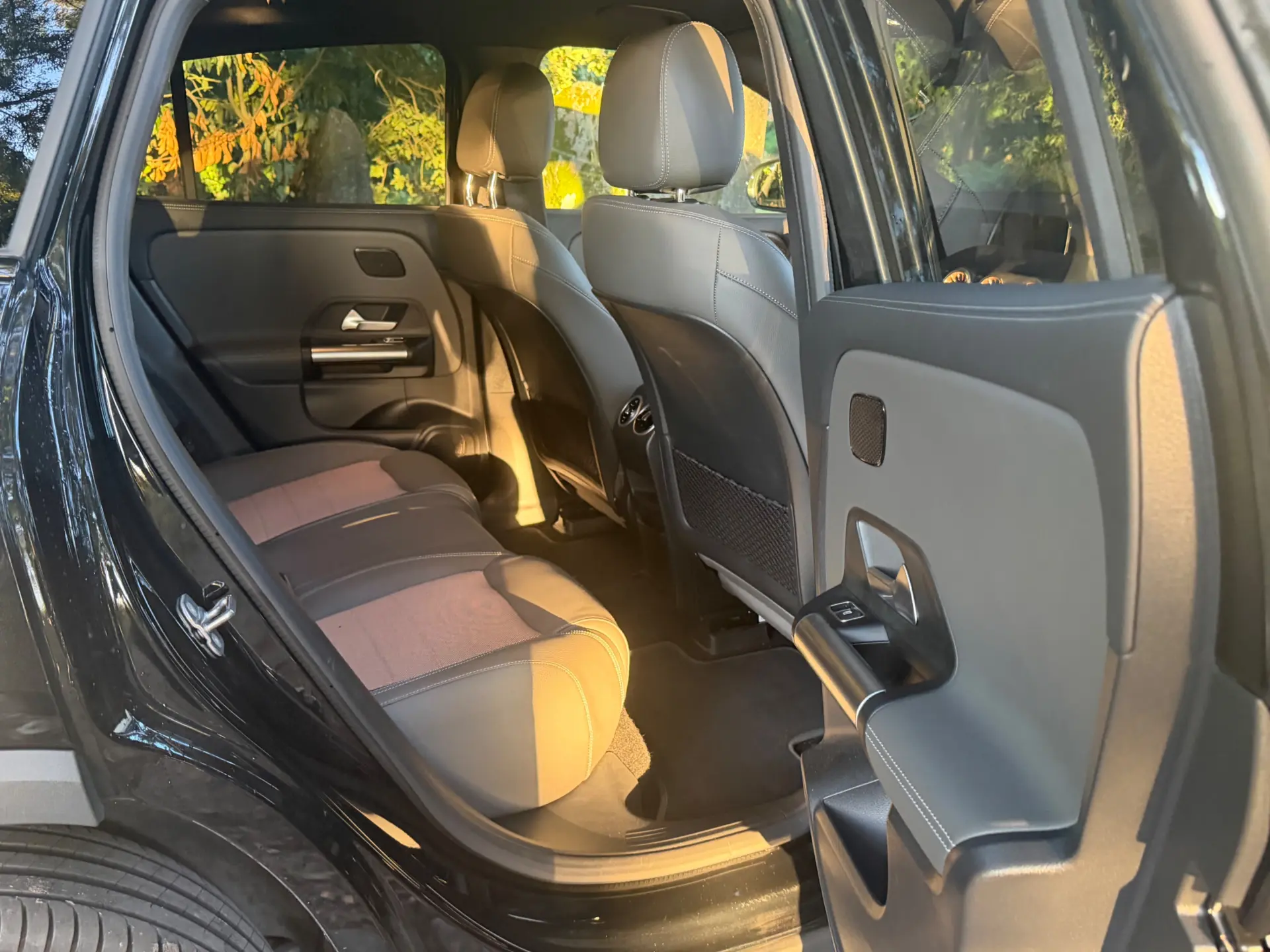 Mercedes-Benz EQA 300 4Matic AMG Line 23