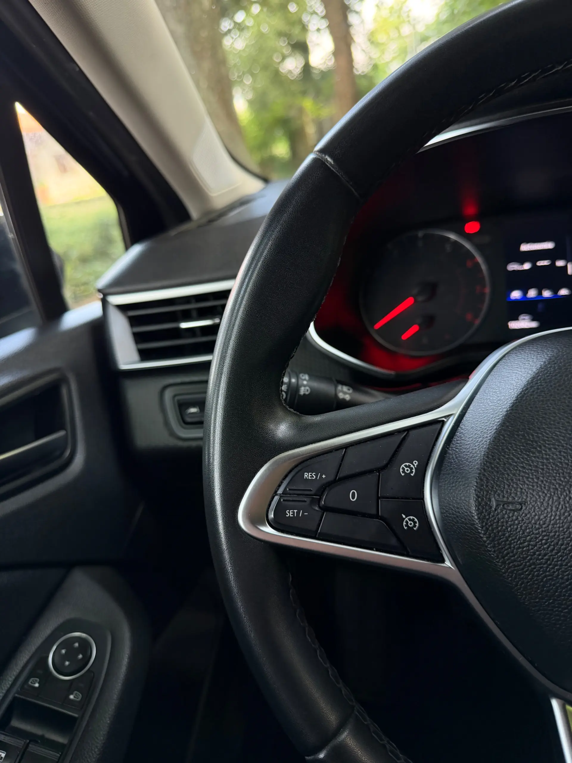 Renault Clio 1.0 TCe Intens Bi-Fuel 20