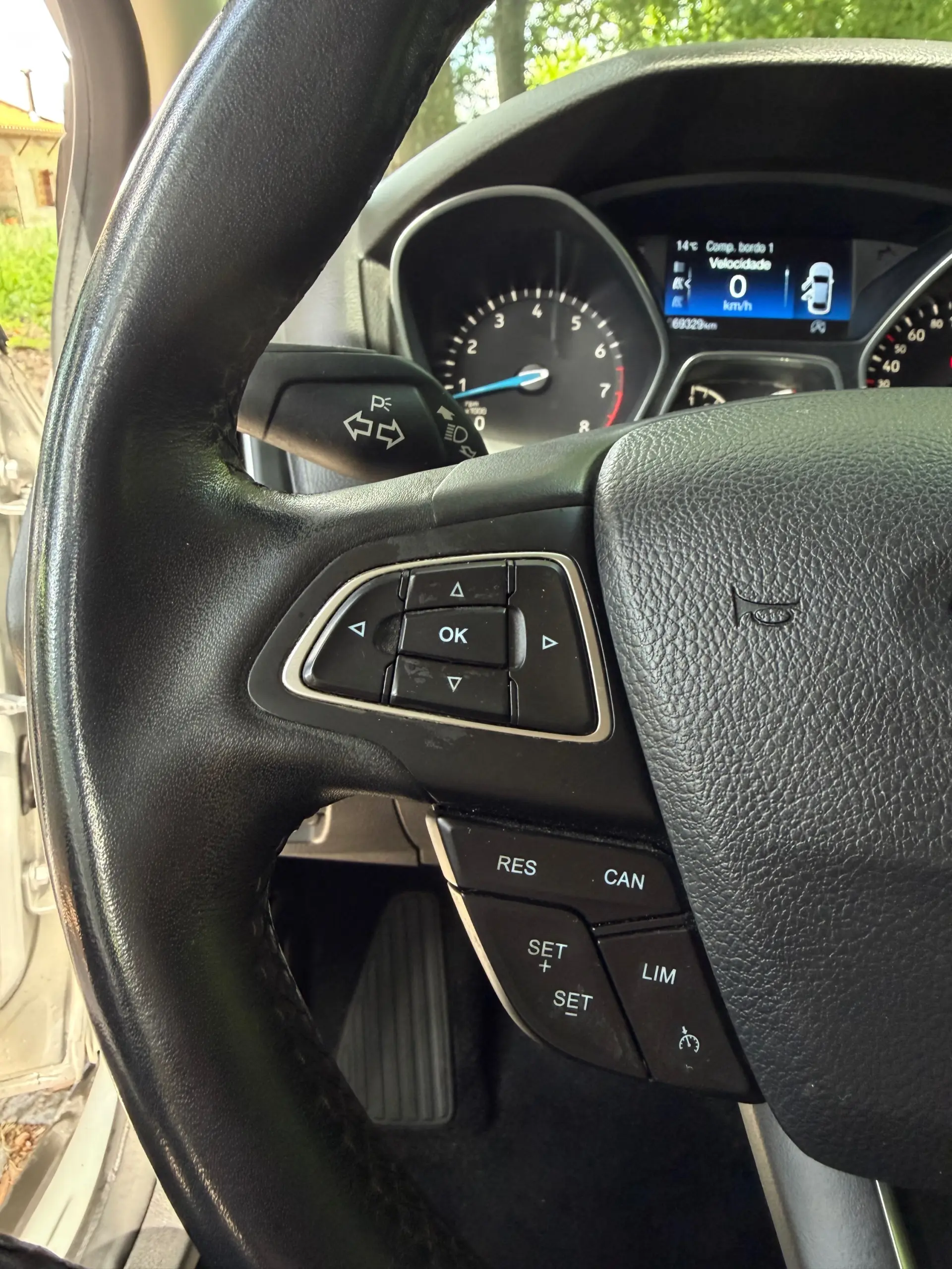 Ford Focus SW 1.0 EcoBoost Titanium 19