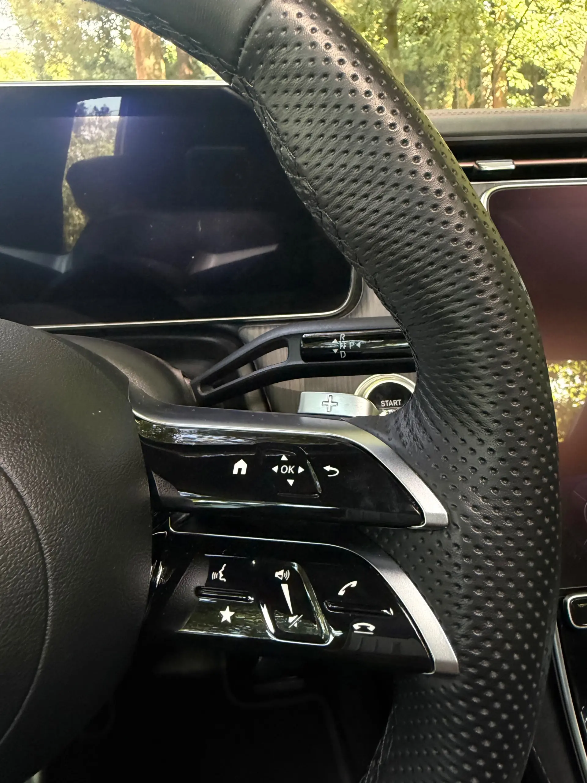 Mercedes-Benz EQE SUV 350 4Matic Edition 23