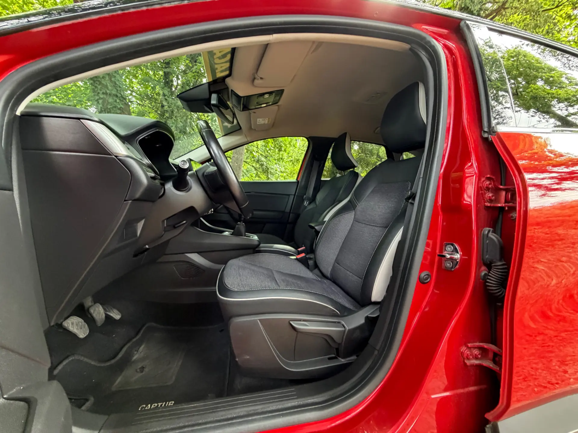Renault Captur 1.0 TCe Exclusive 35